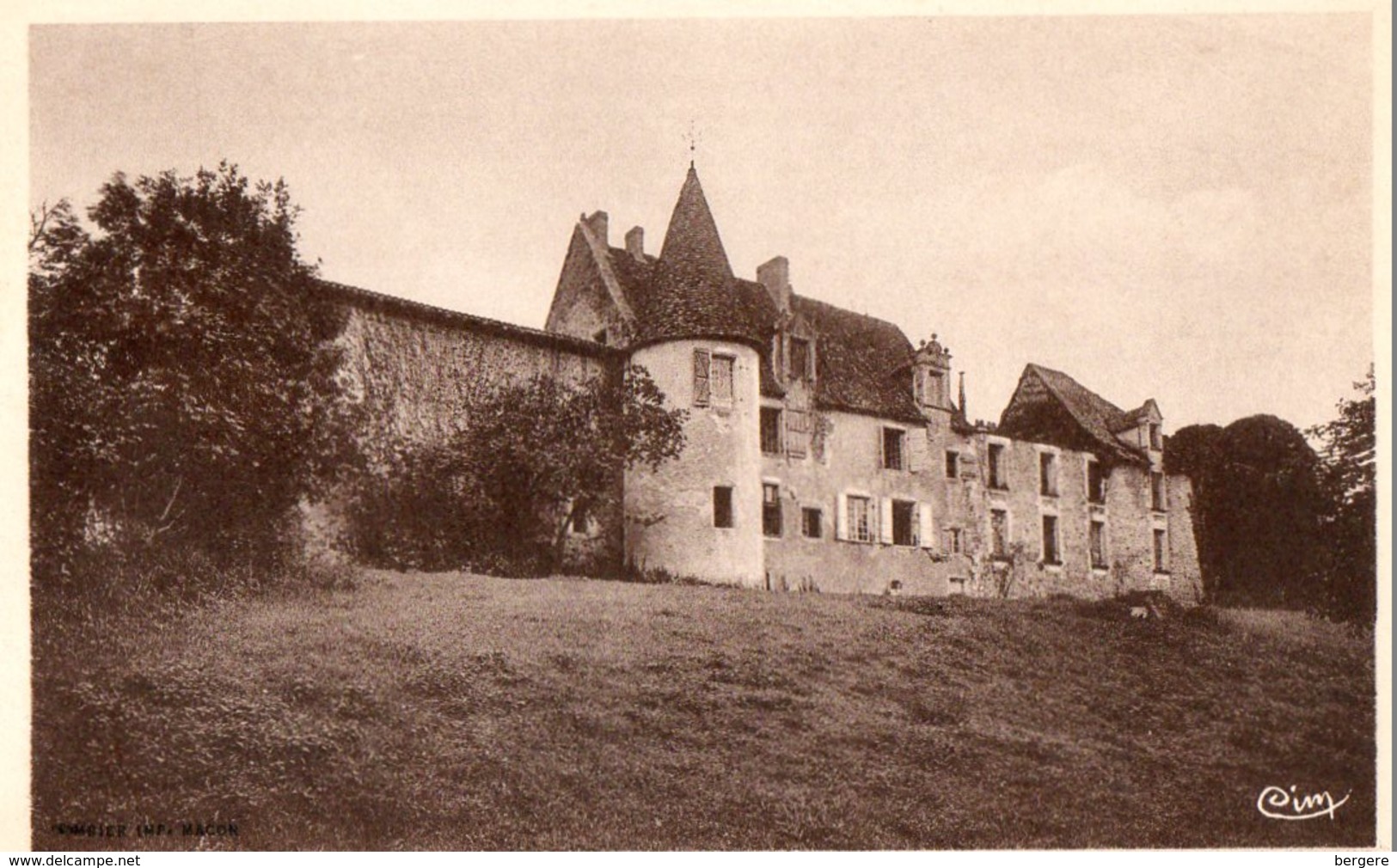 16. CPA.  MONTBRON.  Chateau De Ferriére. - Autres & Non Classés