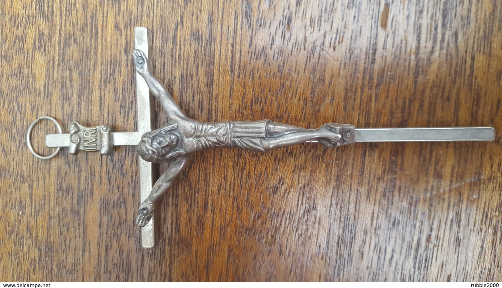 CHRIST EN CROIX CRUCIFIX METAL EN TRES BON ETAT - Religion & Esotérisme