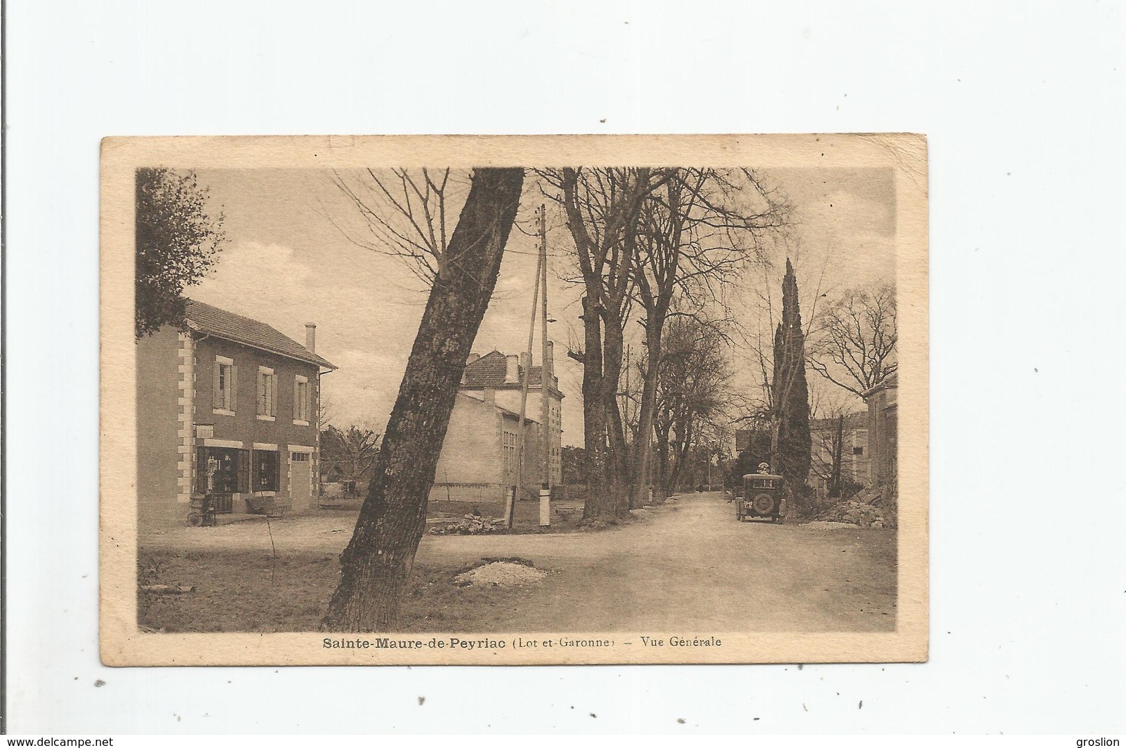 SAINTE MAURE DE PEYRIAC (LOT ET GARONNE) VUE GENERALE (POMPE A ESSENCE TABAC ET AUTO) - Autres & Non Classés