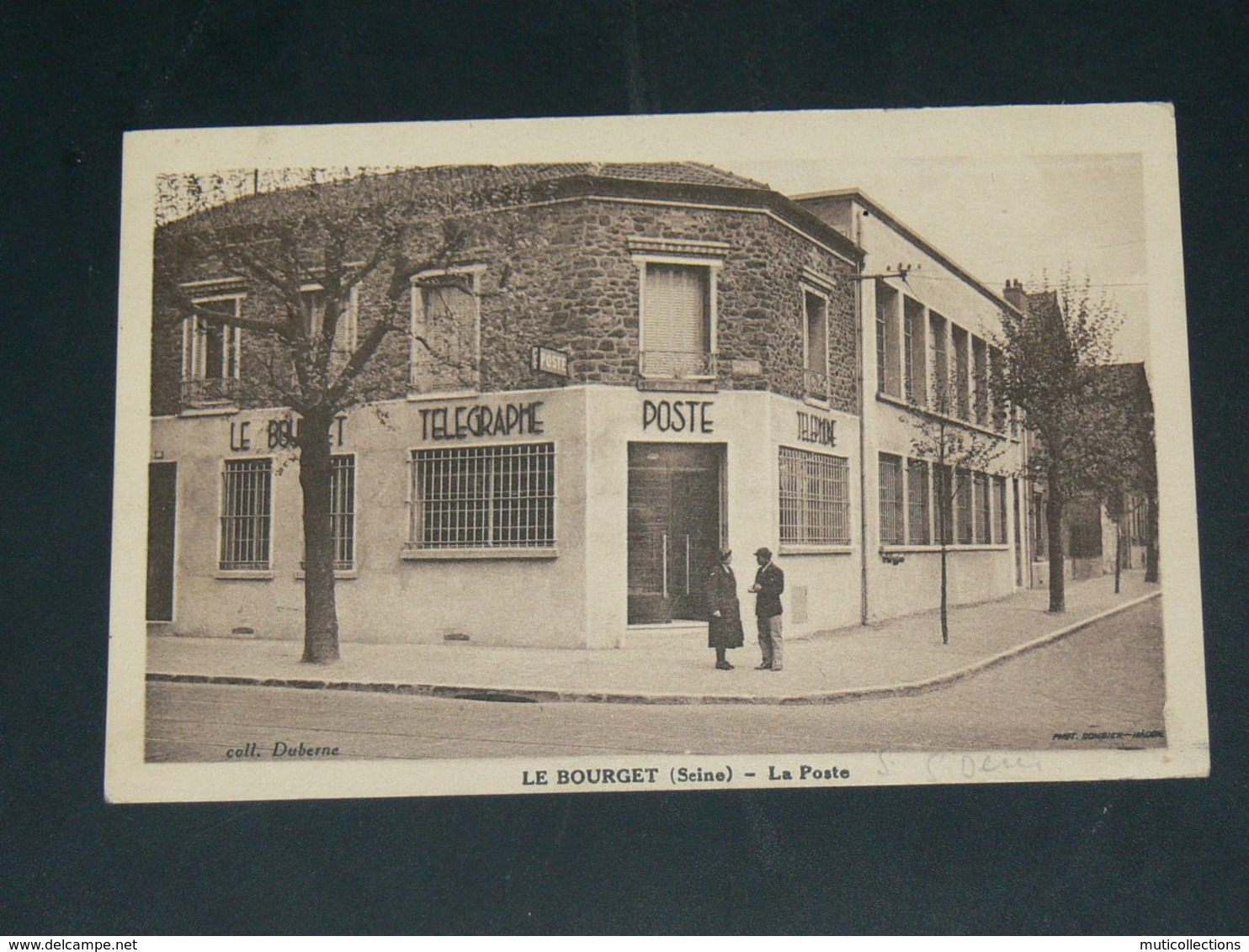 LE BOURGET    1930   /   LA POSTE   ........  EDITEUR - Le Bourget