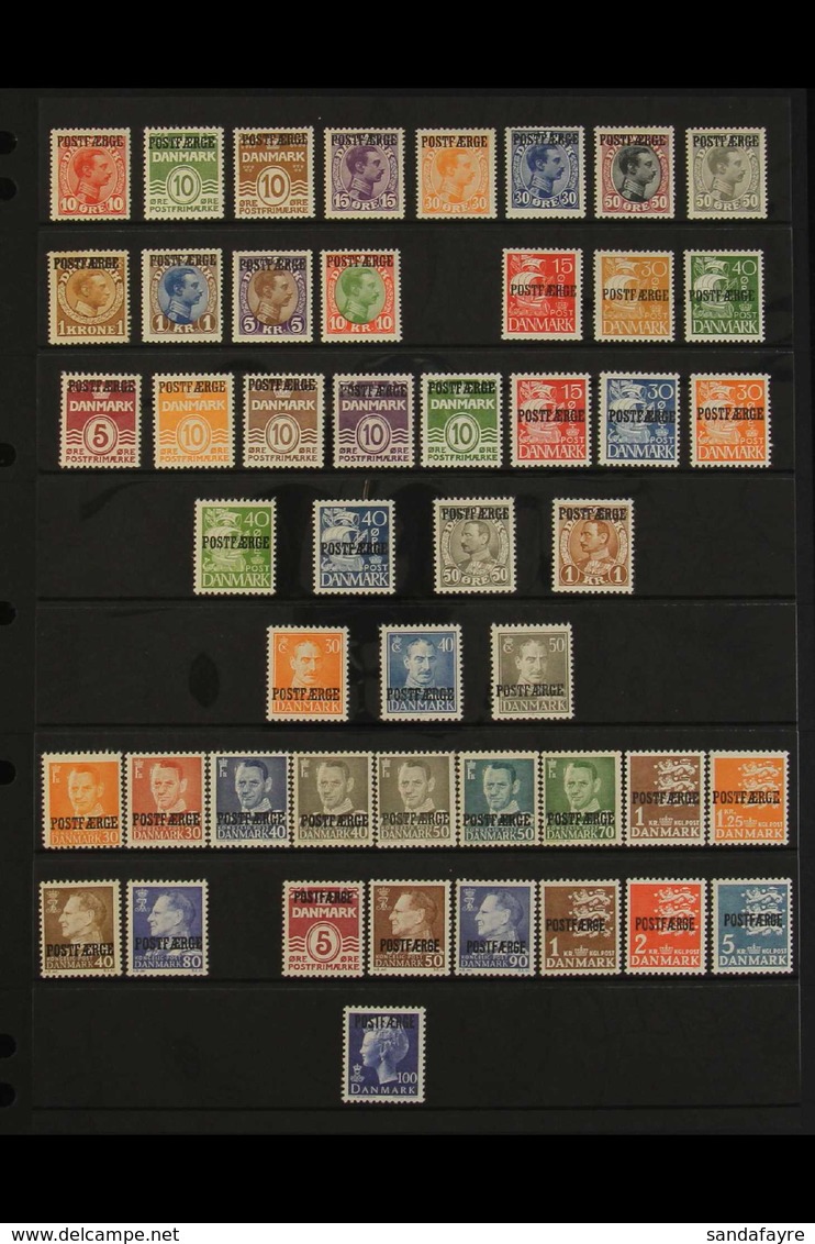 PARCEL POST 1919-1975 MINT COLLECTION With Many Complete Sets Presented On A Stock Page. Includes 1919-41 Set Of 12 Valu - Other & Unclassified