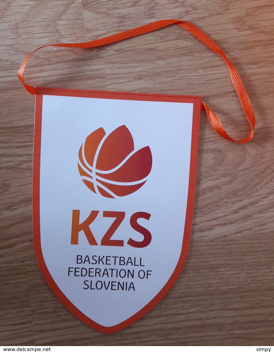 Pennant Basketball Federation Of SLOVENIA 110 X 160 Mm - Uniformes, Recordatorios & Misc