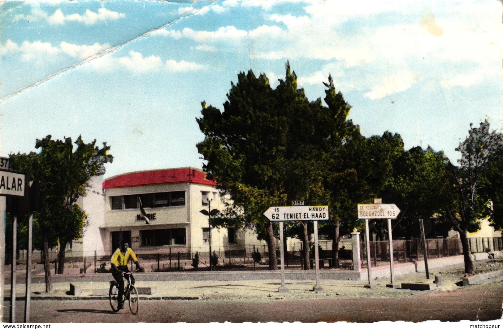 ALGERIE - VICTOR HUGO - TIARET - PLACE DE LA MAIRIE ET LE CARREFOUR - Tiaret