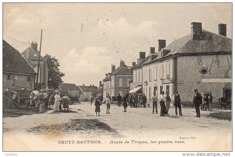 89 NEUVY-SAUTOUR  Route De Troyes , Les Quatre Rues - Neuvy Sautour