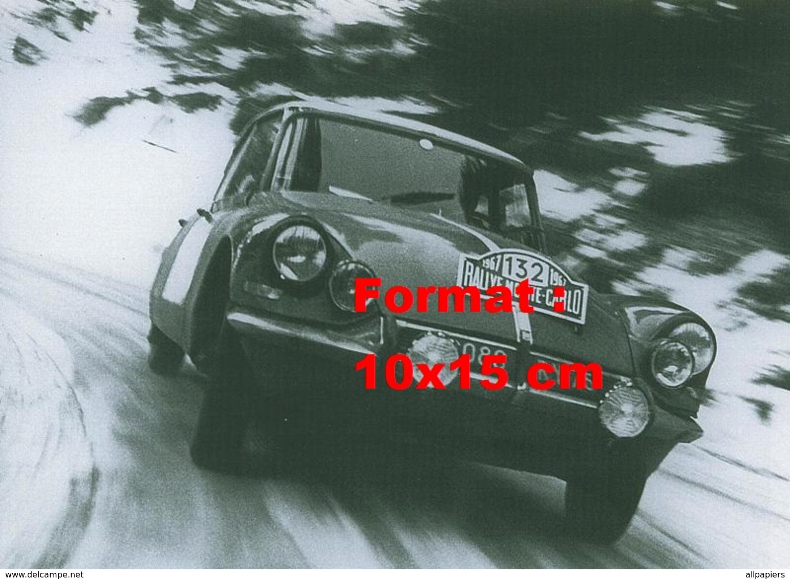 Reproduction D'une Photographie D'une Citroen DS Au Rallye De Monte Carlo De 1967 - Other & Unclassified