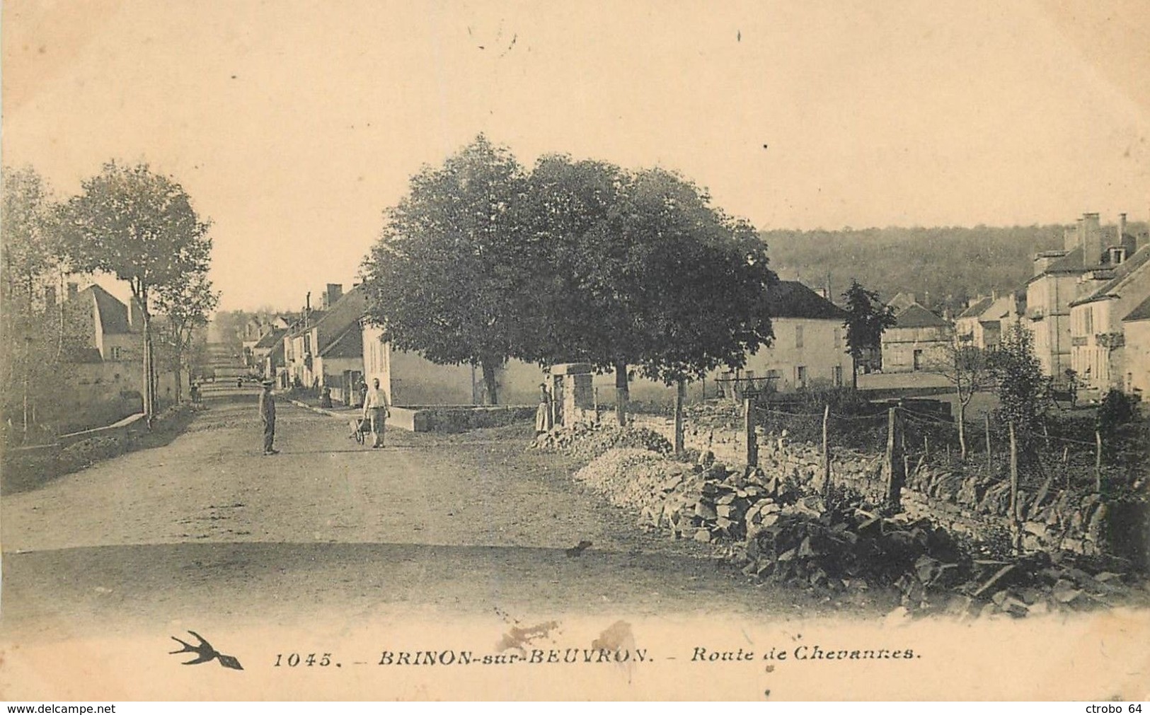 CPA BRINON SUR BEUVRON 58 - Route De Chevannes - Brinon Sur Beuvron