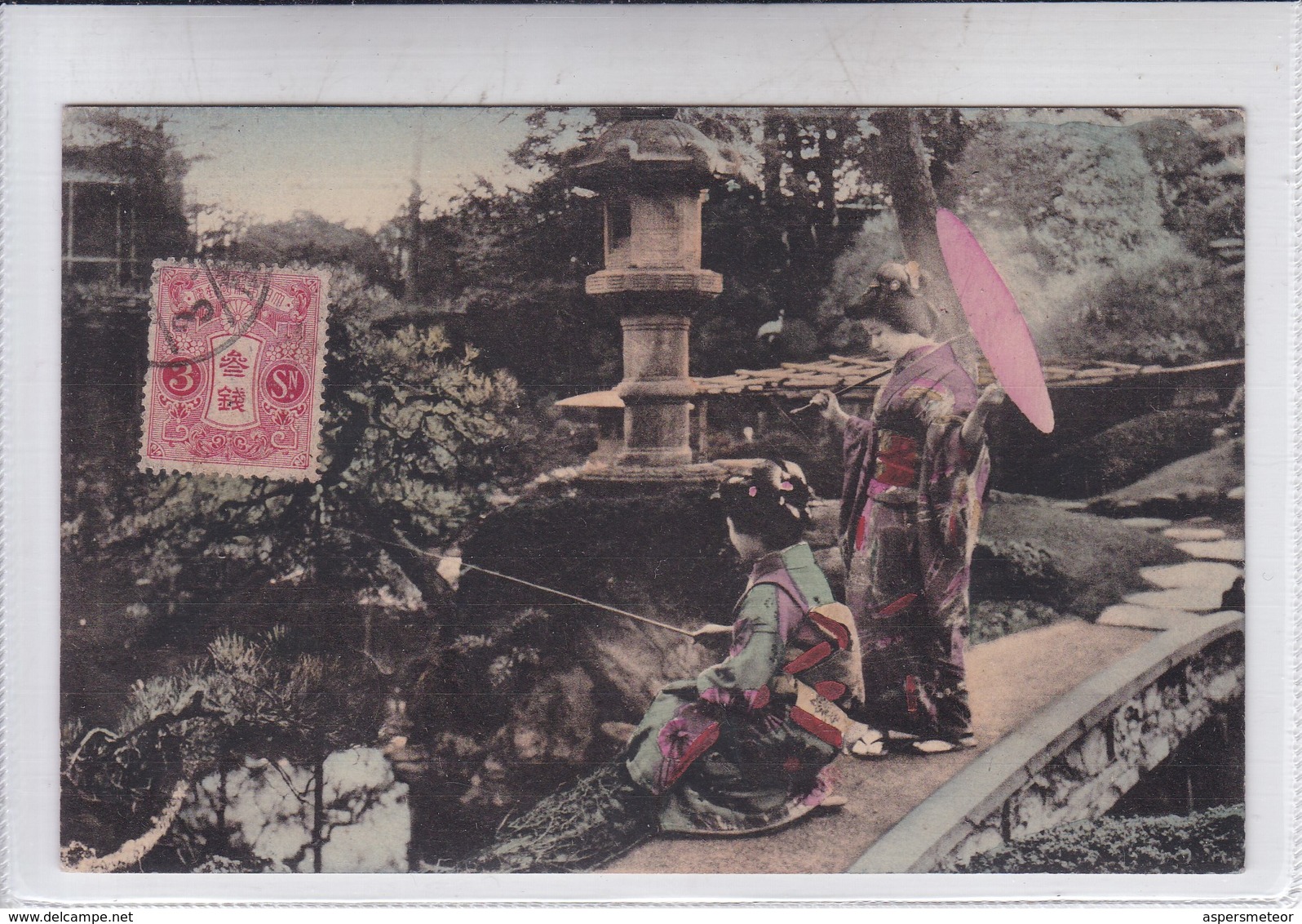 GEISHA 芸者 FEMMES WOMEN MUJERES TYPICAL KIMONO FISHING PARASOL PAYSAGE. OBLITERE. CIRCA 1900's JAPAN- BLEUP - Kostums