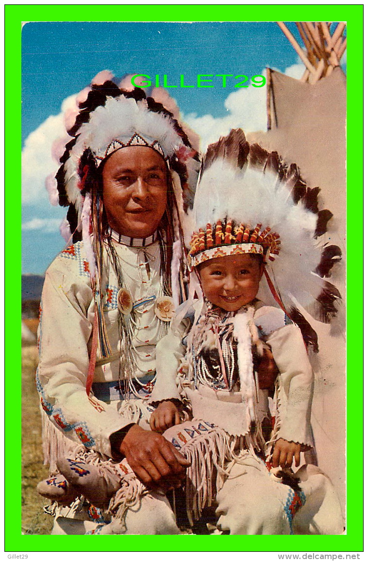 INDIENS -  CHIEF AND PAPOOSE - MIKE ROBERTS COLOR PRODUCTION - - Indiens D'Amérique Du Nord