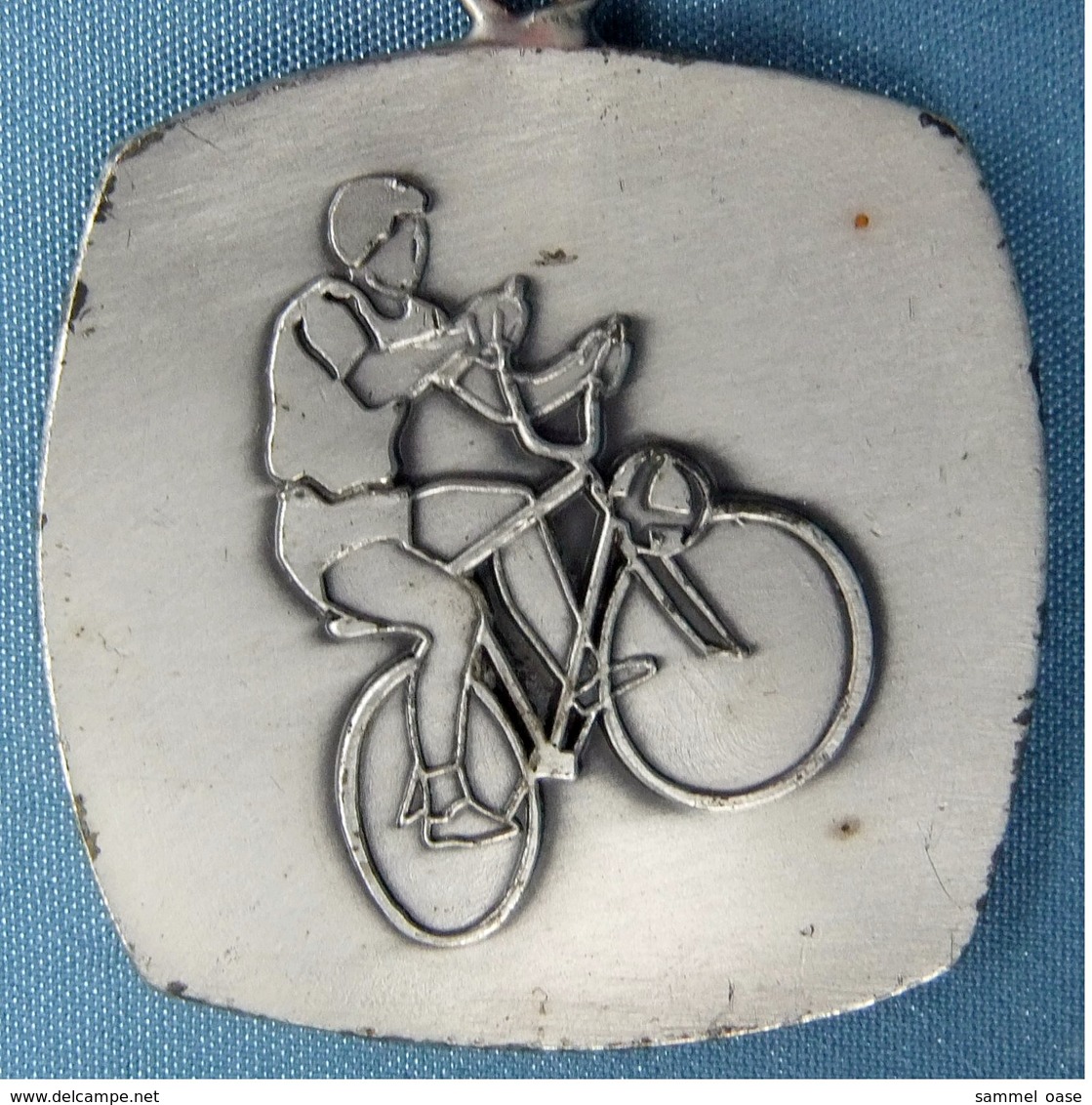 Medaille / Plakette  Radball / Radsport  -  Frankreich Geißbolsheim 1984  -  Ca. 45 X 45 Mm Größe - Cycling