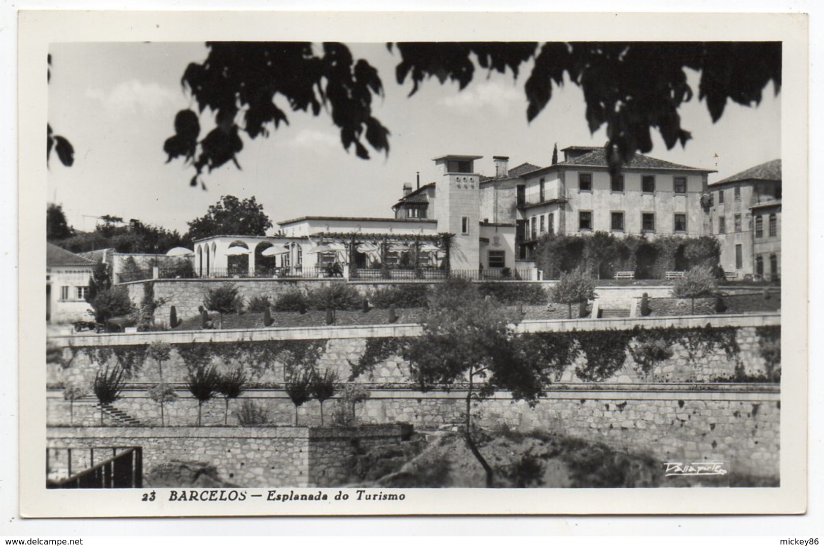 Près Braga -- BARCELOS --1963 --Esplanada De Turismo - Braga