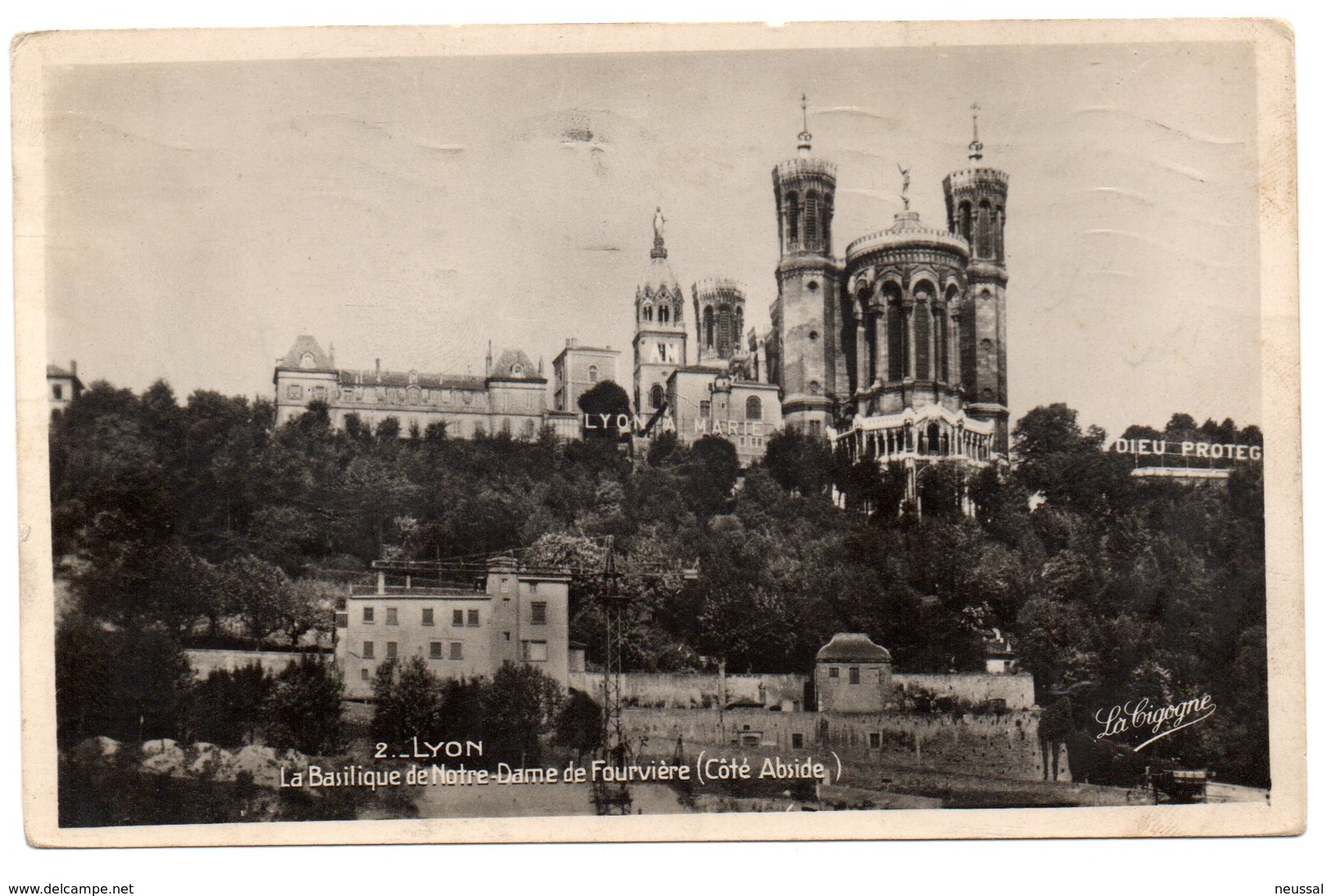 Tarjeta Postal De Lyon . La Basilique De Notre Dame Circulada - Otros & Sin Clasificación