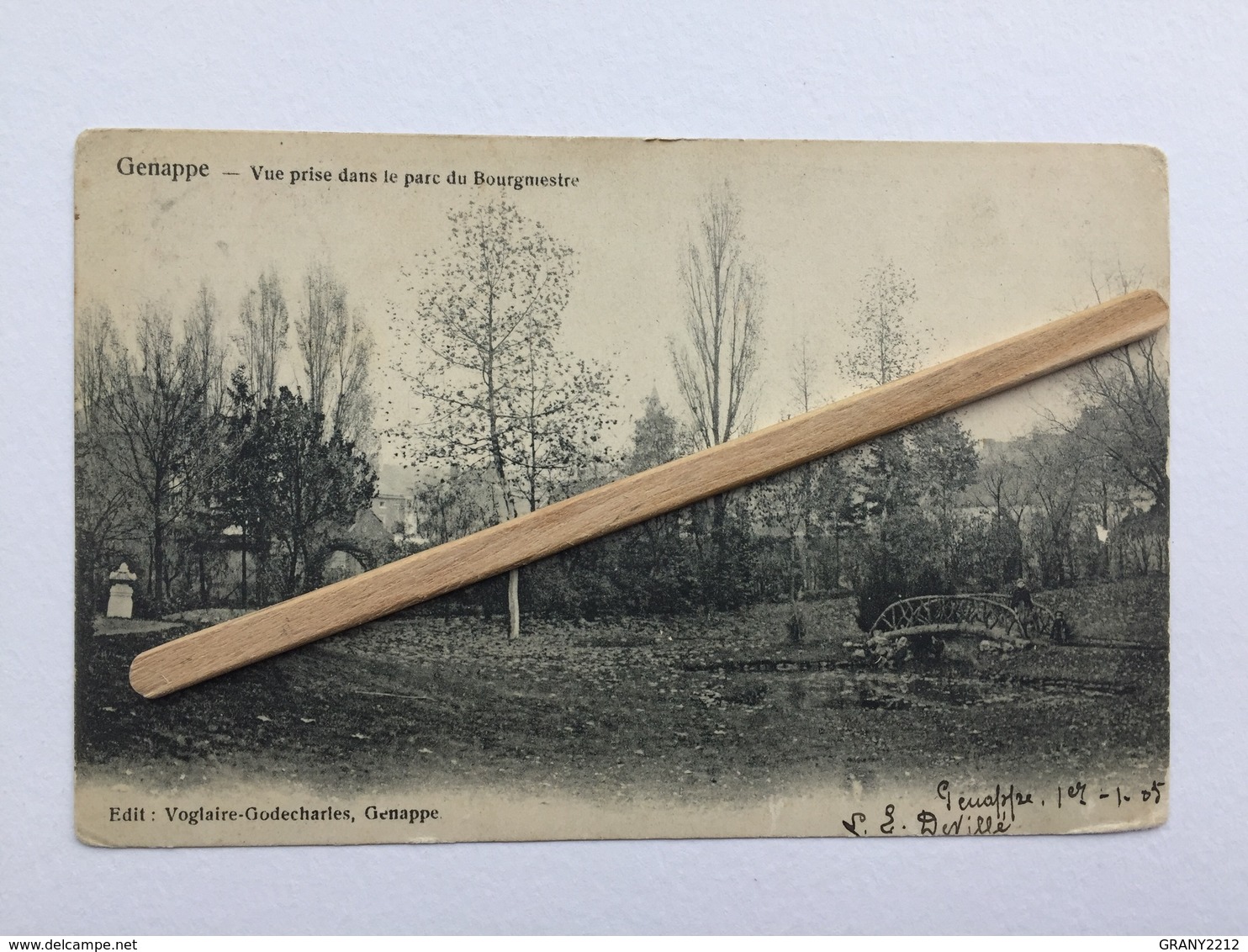 GENAPPE « VUE PRISE DANS LE PARC DU BOURGMESTRE (1905 )« Panorama,animée (Édit Voglaire-Godecharles ,Genappe). - Genappe