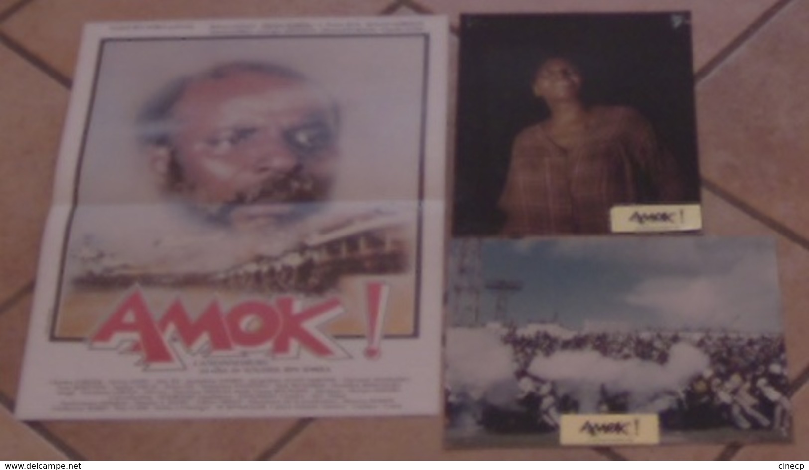 AFFICHE CINEMA ORIGINALE SYNOPSIS FILM AMOK ! A JOHANNESBURG + 2 PHOTOS AFRIQUE DU SUD APARTHEID 1984 - Manifesti & Poster