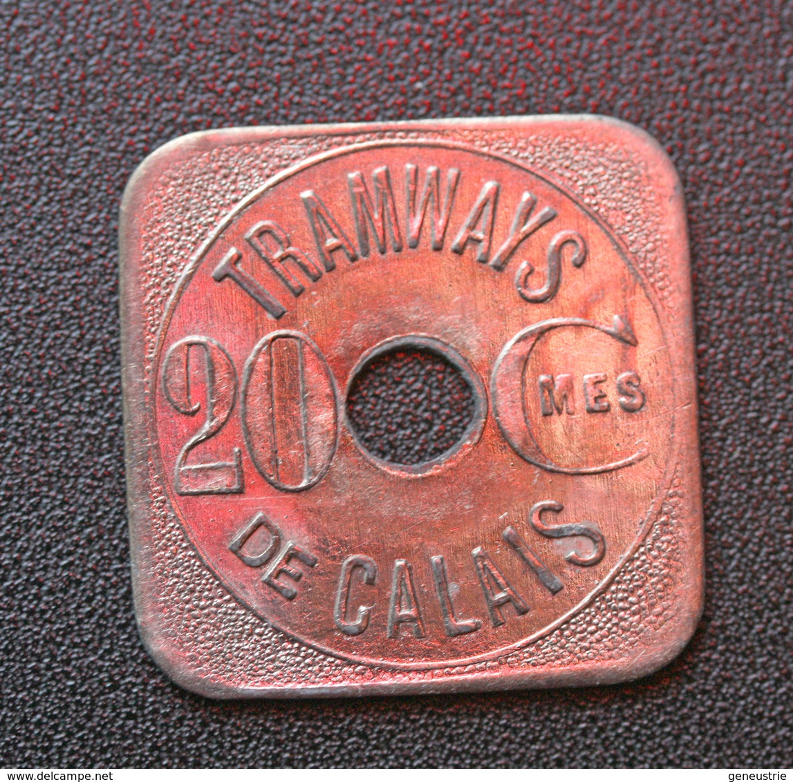 Beau Jeton De Nécessité "20Cmes Tramways De Calais" Jeton De Transport - Pas-de-Calais - Monétaires / De Nécessité