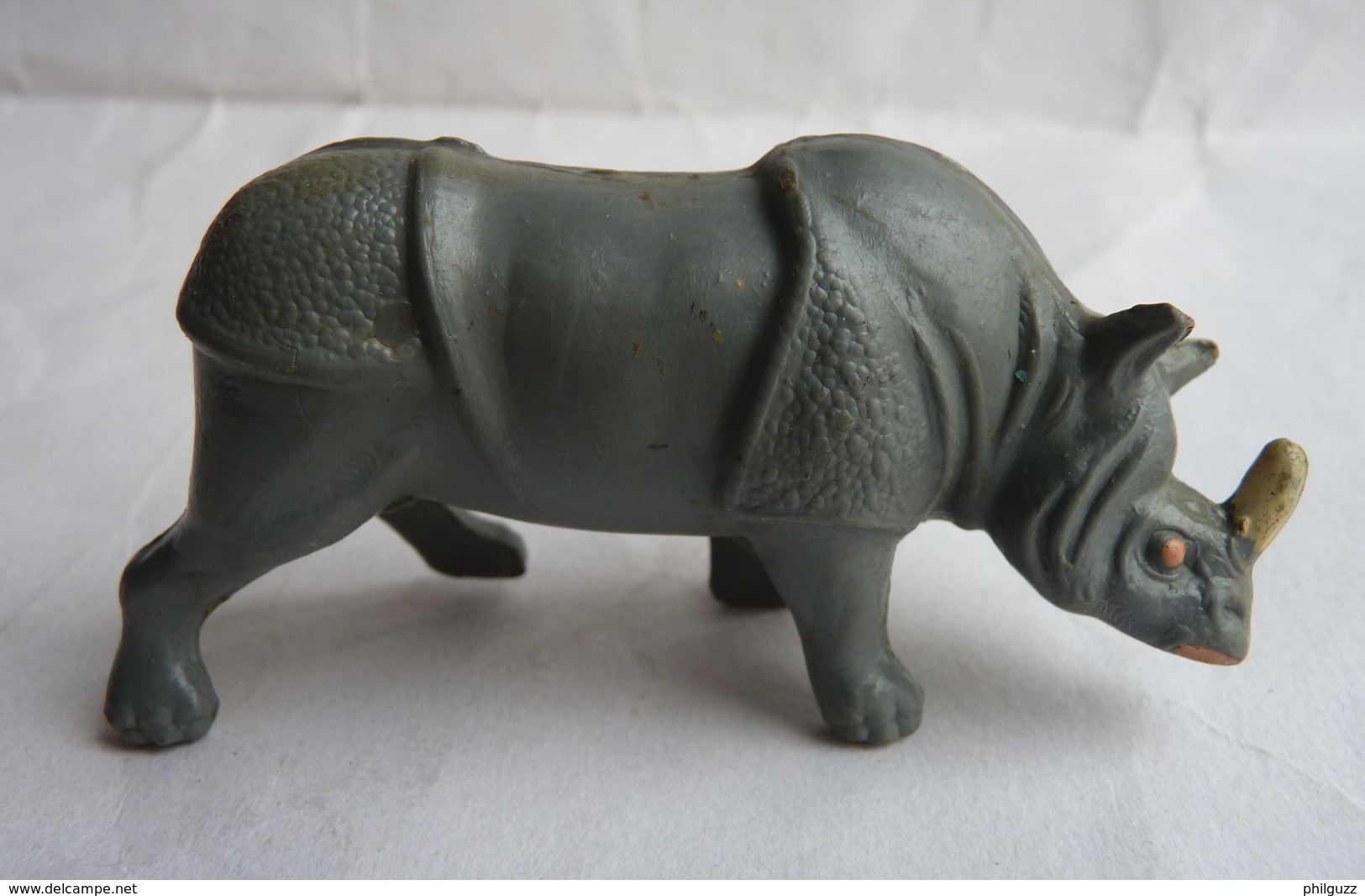 Figurine CYRNOS ? ZOO RHINOCEROS - Starlux