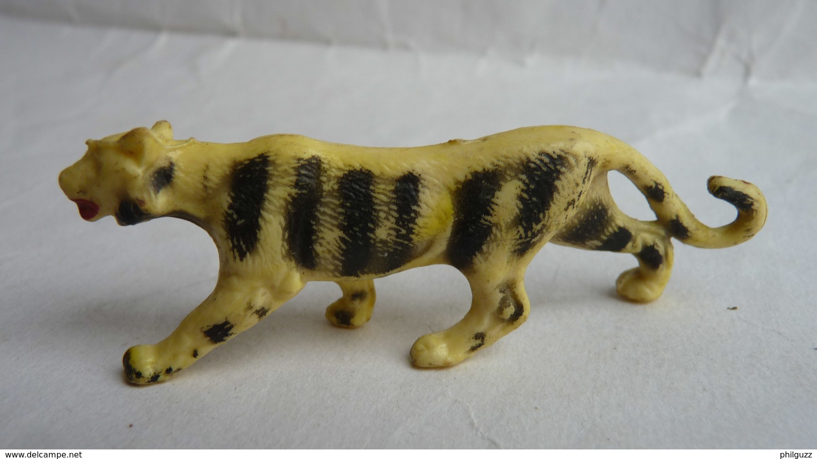 Figurine MARQUE INCONNUE OU CYRNOS ? ZOO TIGRE - Other & Unclassified