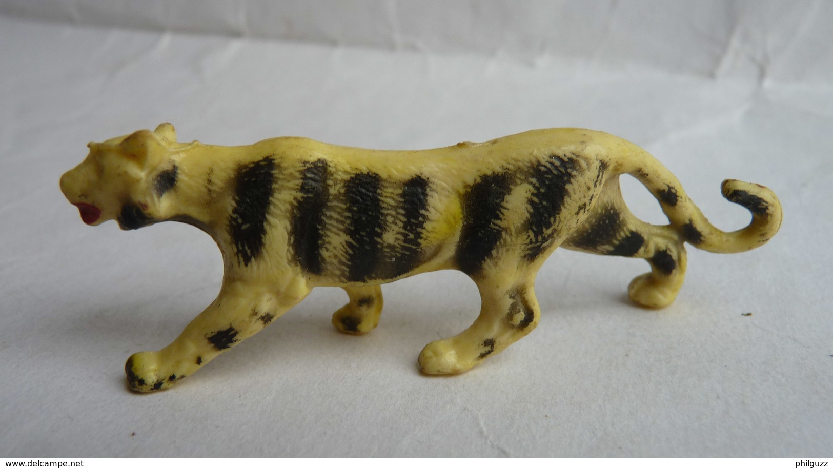 Figurine MARQUE INCONNUE OU CYRNOS ? ZOO TIGRE - Autres & Non Classés