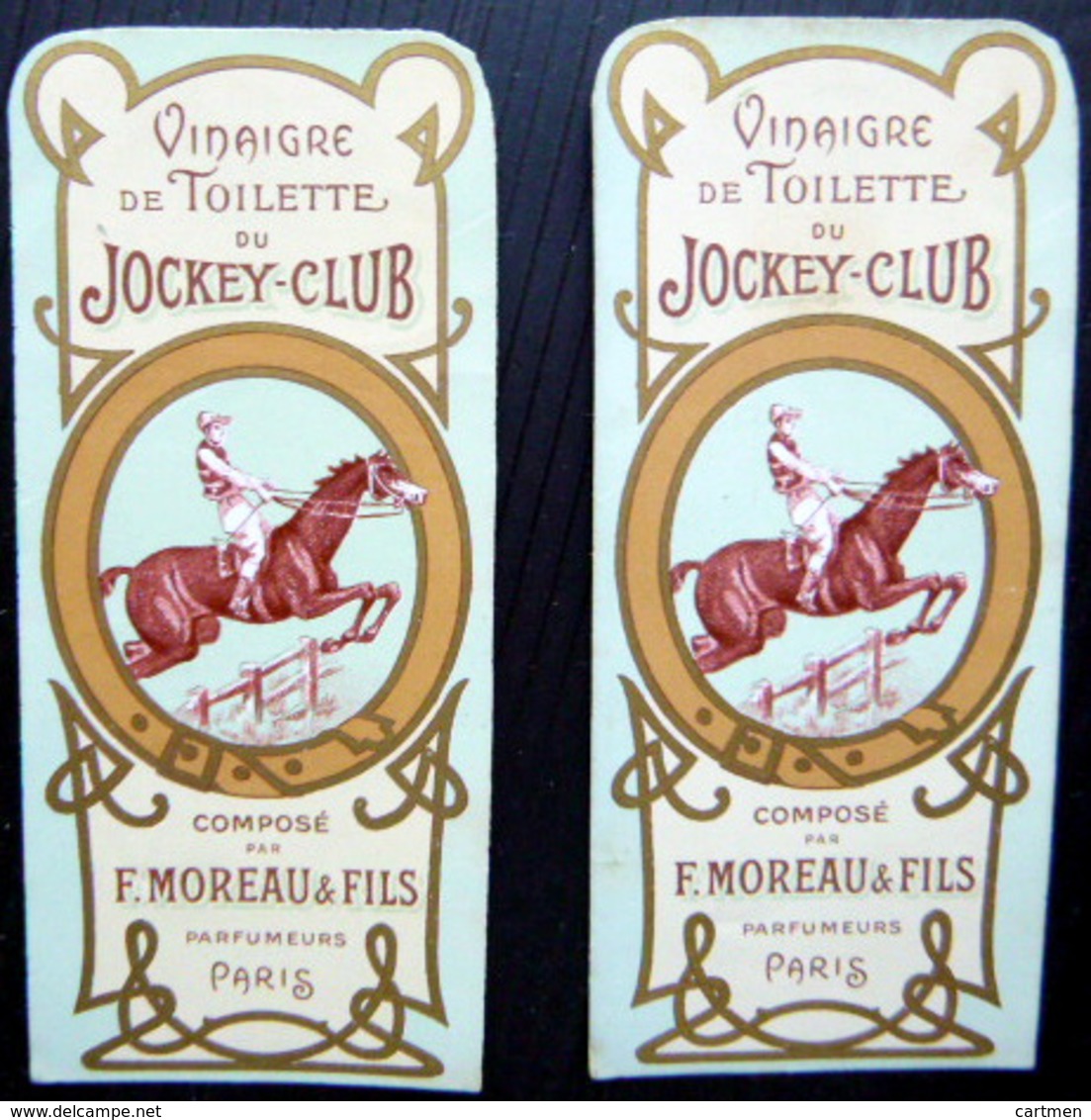 DEUX ETIQUETTES DE PARFUM ANCIENNES PERFUME VINAIGRE DE TOILETTE JOCKEY CLUB MOREAU PARIS   TRES BON ETAT - Etiquetas