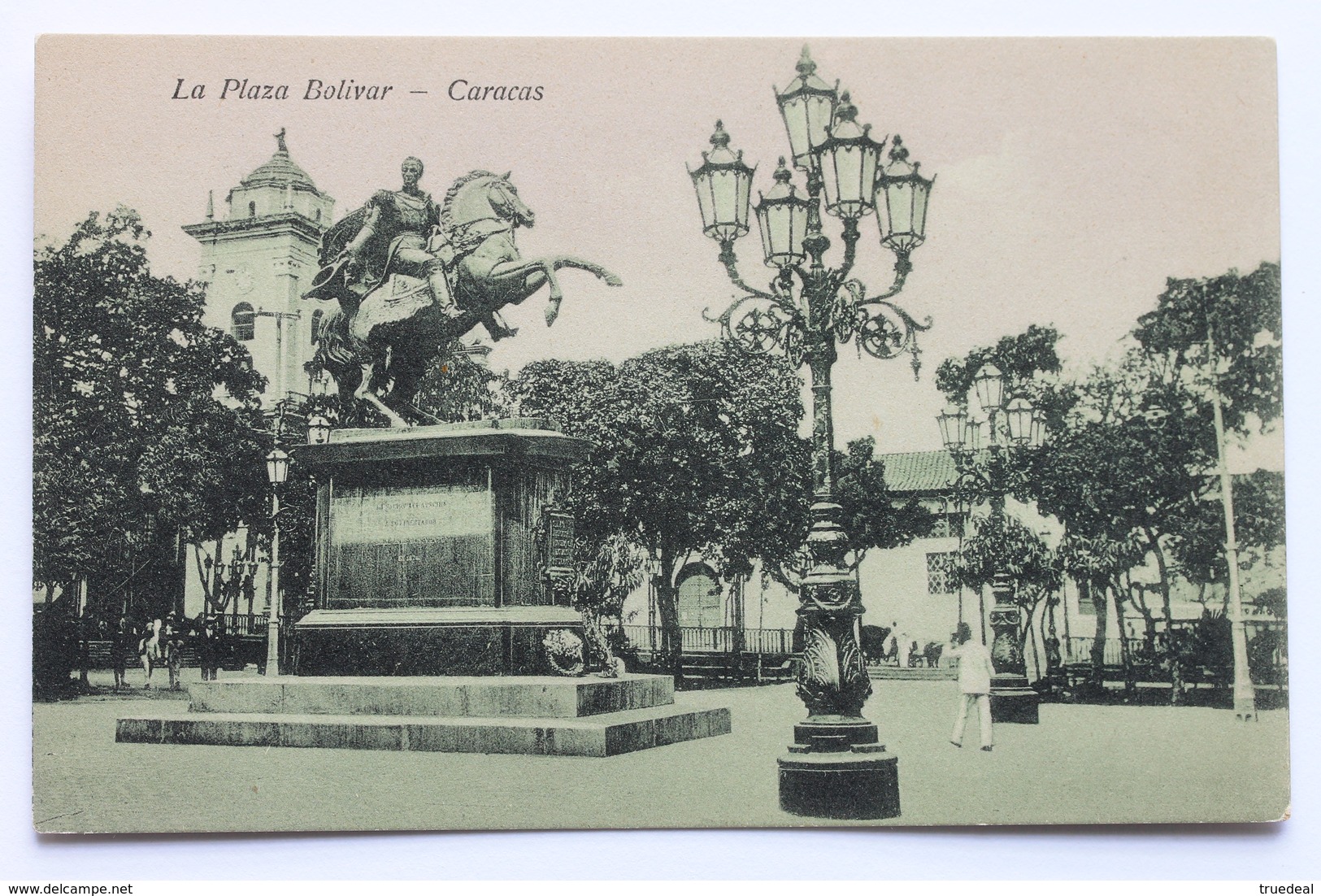 La Plaza Bolivar, Caracas, Venezuela - Venezuela