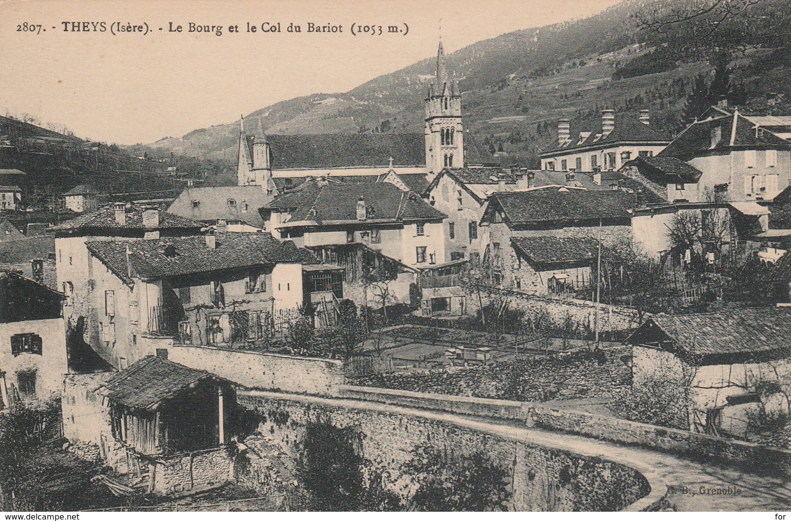 Isére : THEYS : Le Bourg Et Le Col Du Bariot - Theys