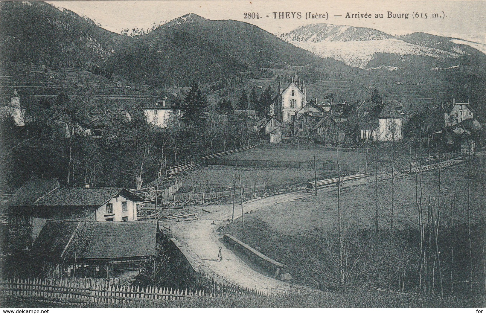 Isére : THEYS : Arrivée Au Bourg - Theys