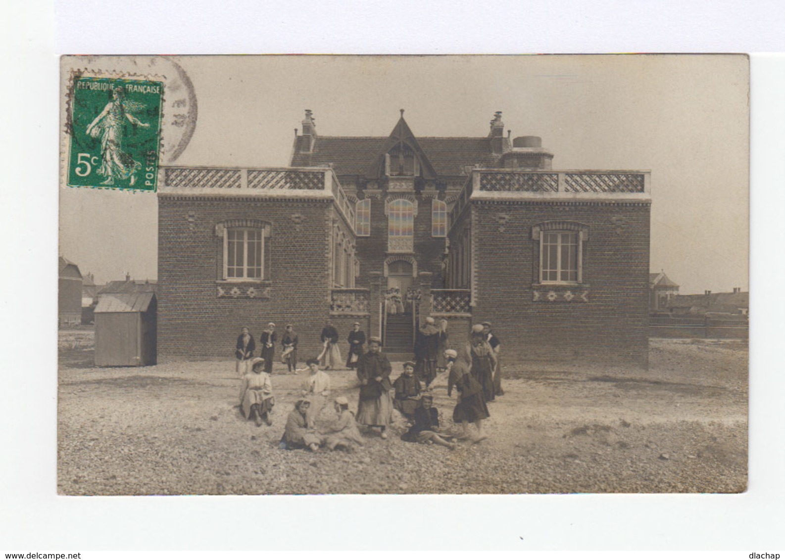 Cayeux Sur Mer. Carte Photo. Villa Avec Groupe De Jeunes Femmes. (2980) - Cayeux Sur Mer