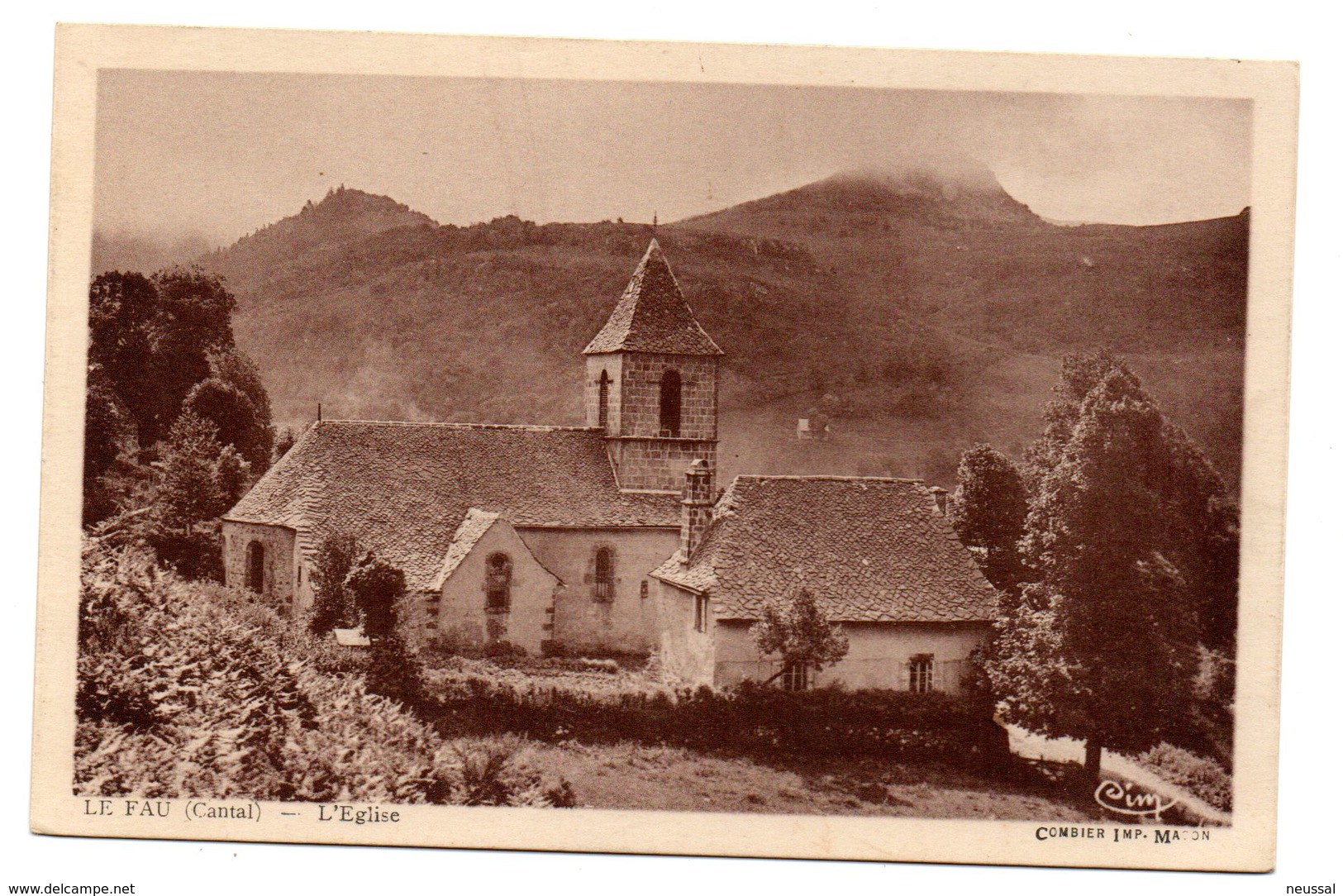 Tarjeta Postal De Le Fau. L' Eglise. - Otros & Sin Clasificación