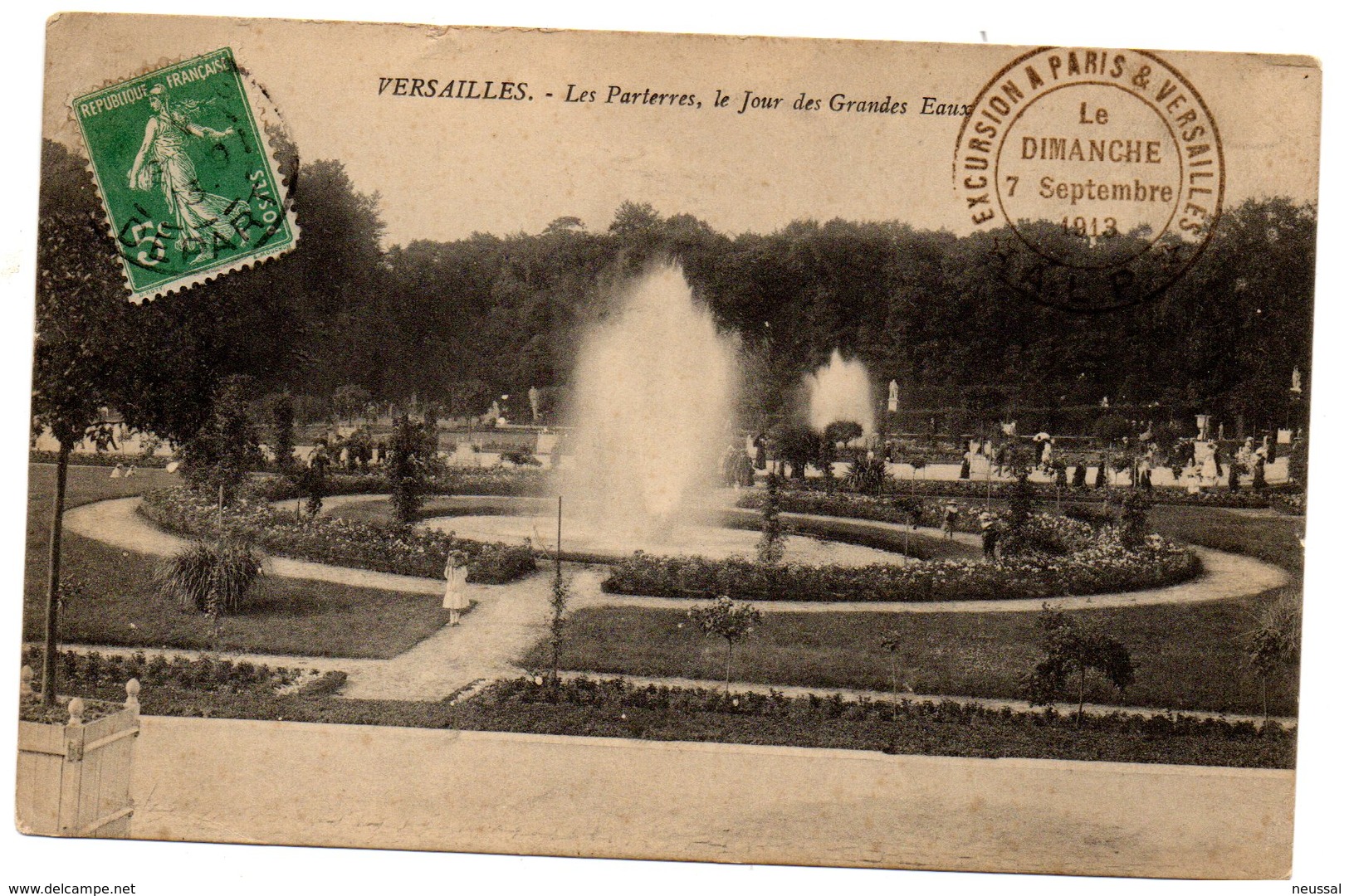Tarjeta Postal De Versailles. Les Parterres. Circulada- - Versailles