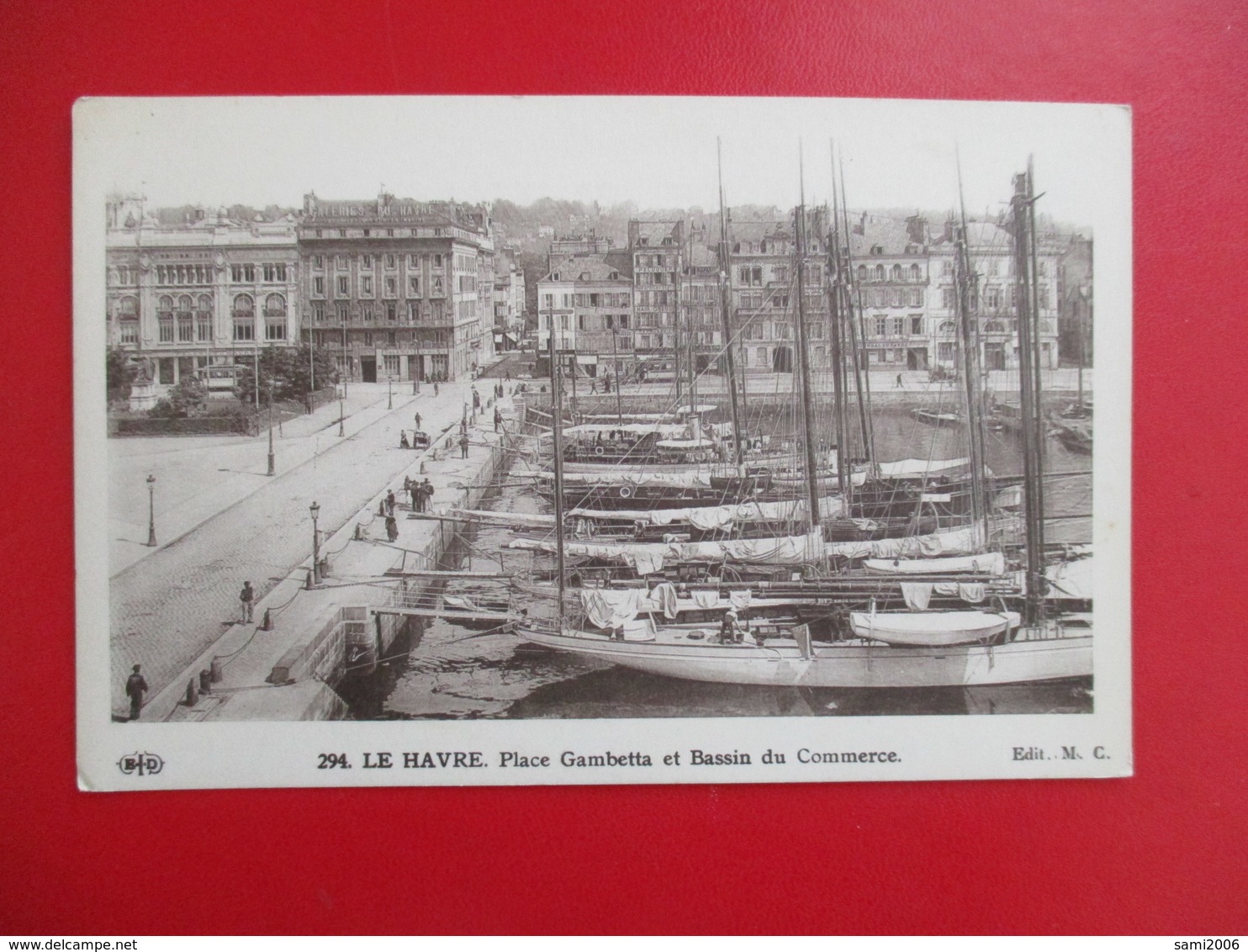 CPA 76 LE HAVRE PLACE GAMBETTA ET BASSIN DU COMMERCE VOILIERS - Port