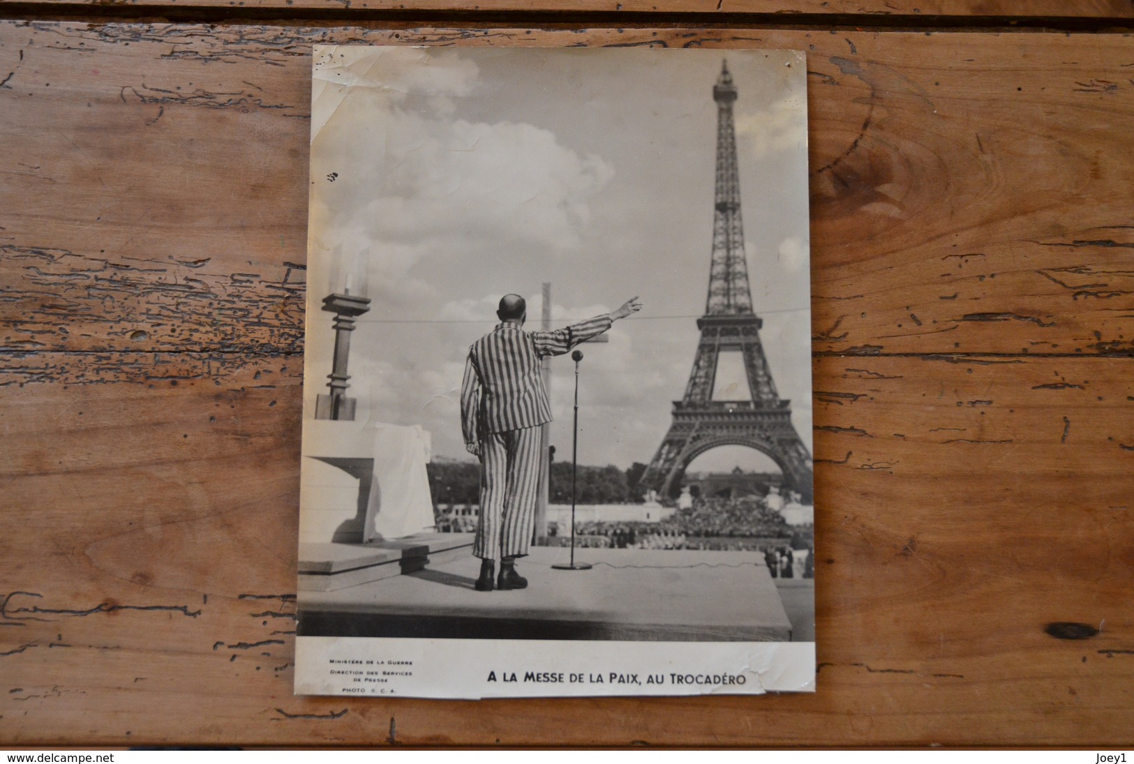 Photo Du Ministère De La Guerre SCA  A La Messe De La Paix Au Trocadéro - Guerre, Militaire