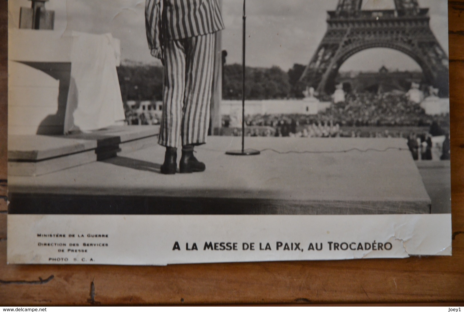 Photo Du Ministère De La Guerre SCA  A La Messe De La Paix Au Trocadéro - Guerre, Militaire