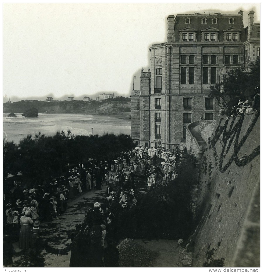 France Biarritz Une Procession  Ancienne Photo Stéréo CPS 1900 - Stereo-Photographie