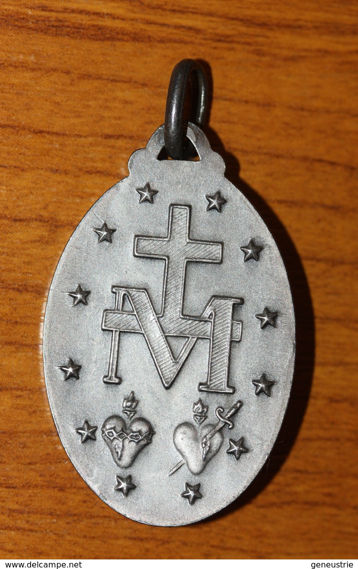 Beau Pendentif Médaille Religieuse Médaillon Argenté "Médaille Miraculeuse" Paris - Religious Medal - Religion & Esotérisme