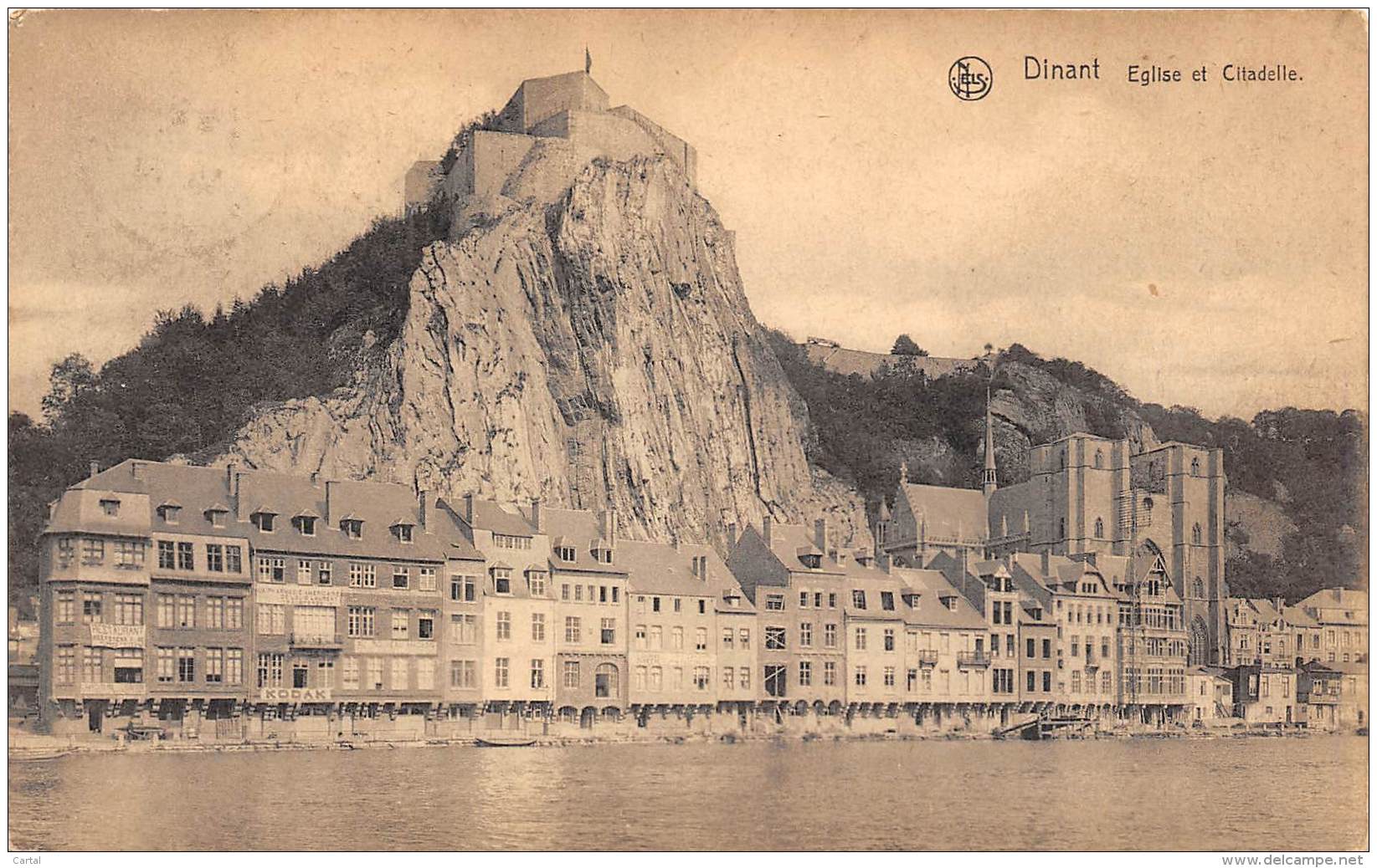 DINANT - Eglise Et Citadelle - Dinant