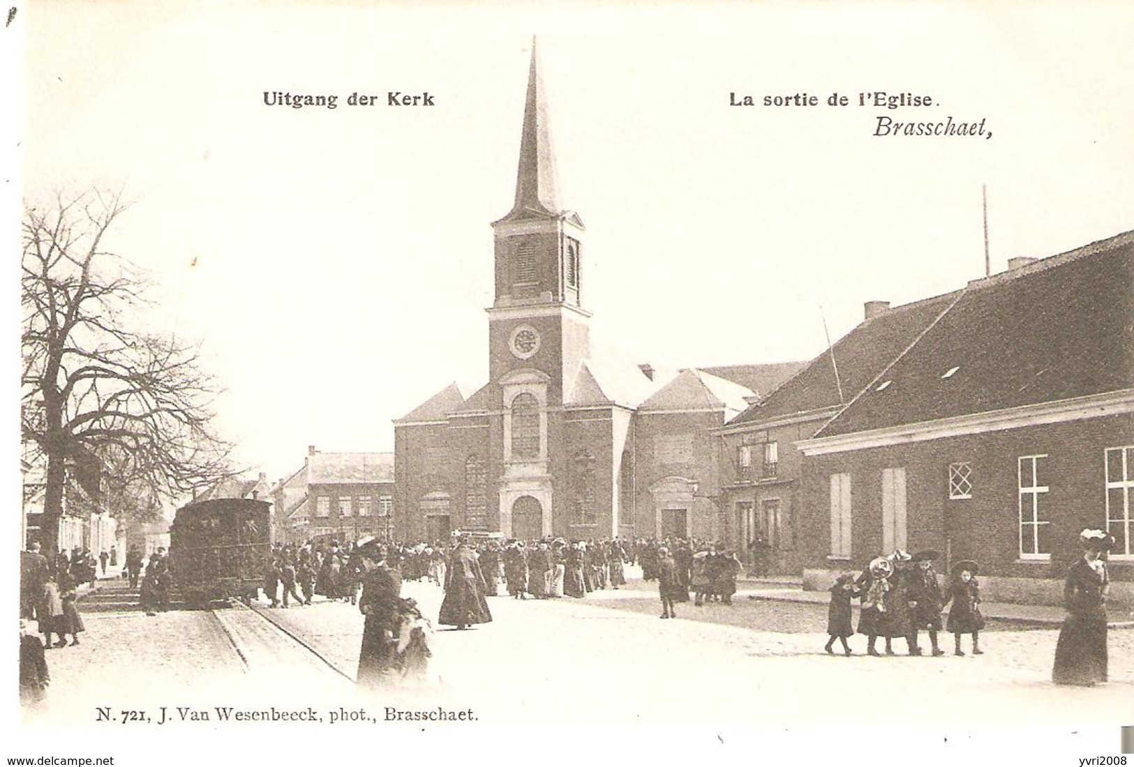 CP. BRASSCHAET - Uitgang Der Kerk -  La Sortie De L'Eglise 721 Avec Tram - Brasschaat