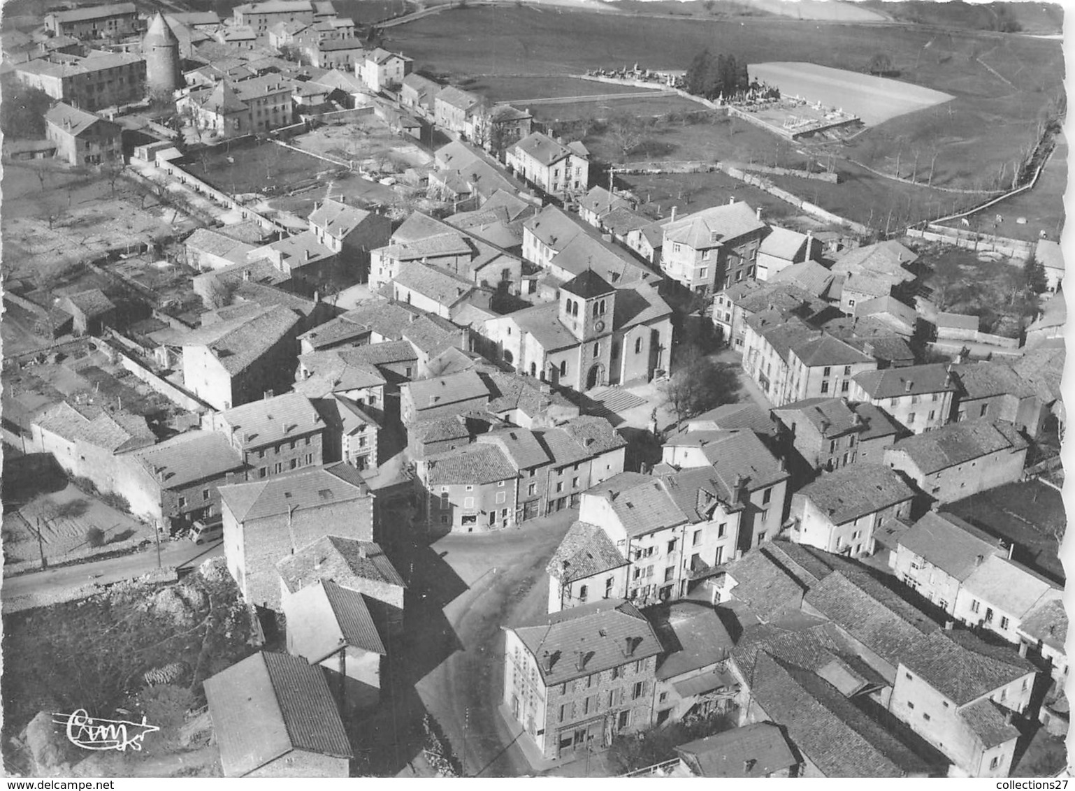 43-BELLEVUE-LA-MONTAGNE- VUE GENERALE DU BOURG - Autres & Non Classés