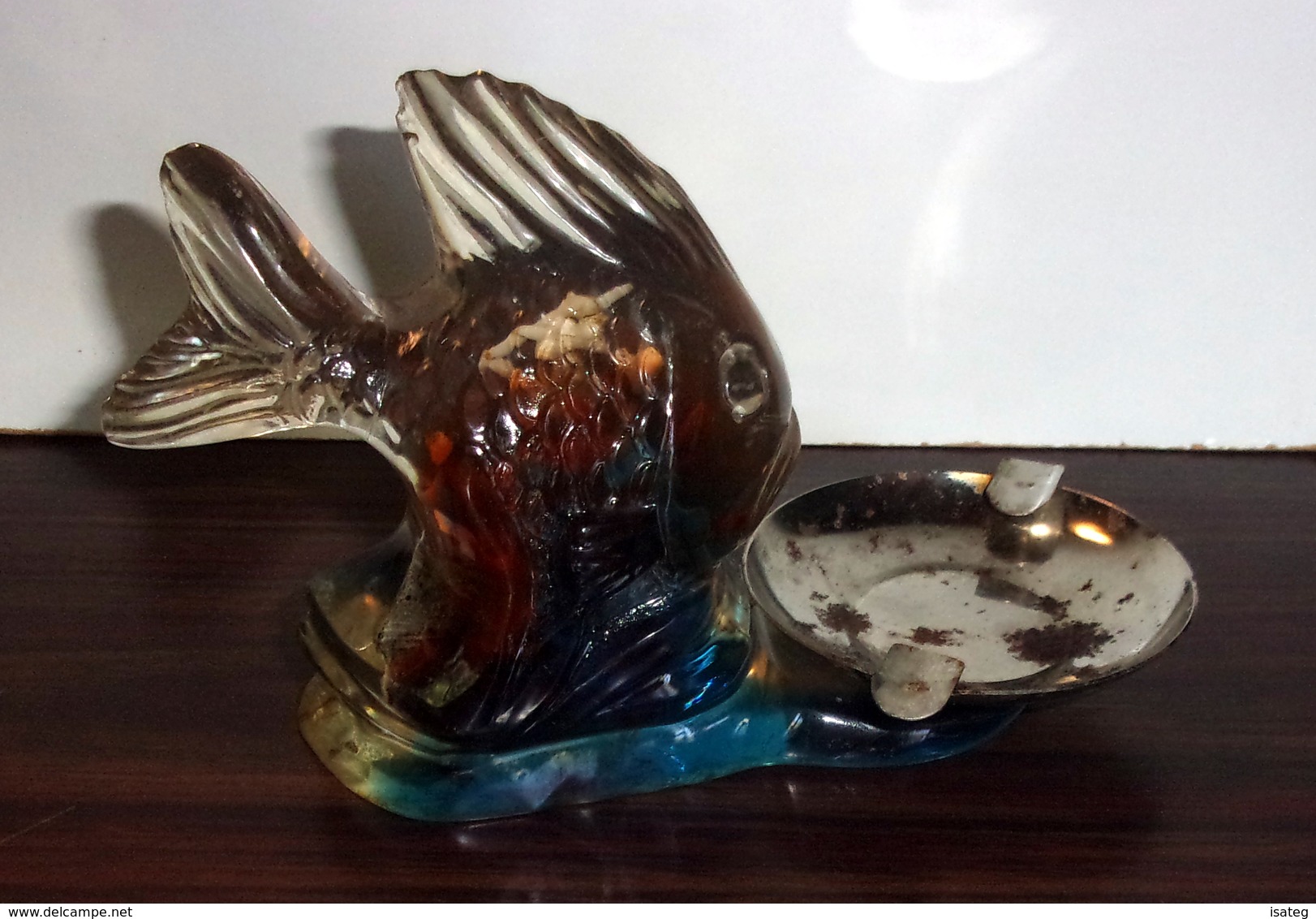 Cendrier Vintage - Poisson En Resine Incruste De Coquillages - Other & Unclassified