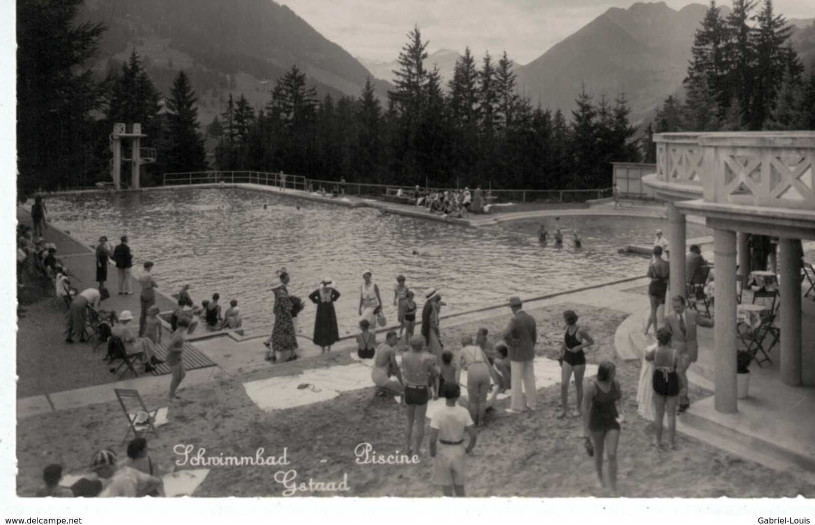 Schwimmbad - Piscine - Gstaad -  Ungeschrieben - Gstaad