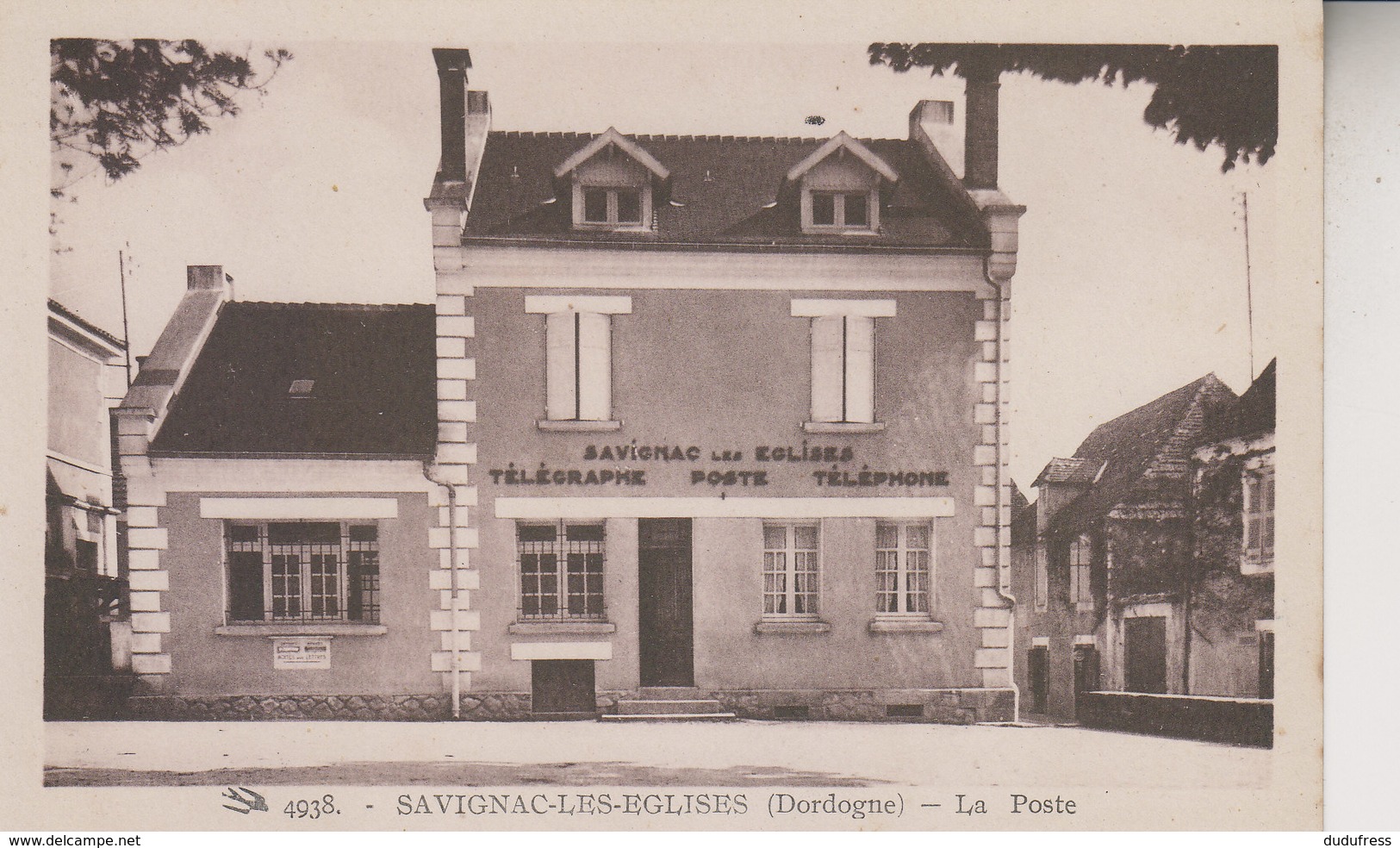 SAVIGNAC LES EGLISES     LA POSTE - Autres & Non Classés