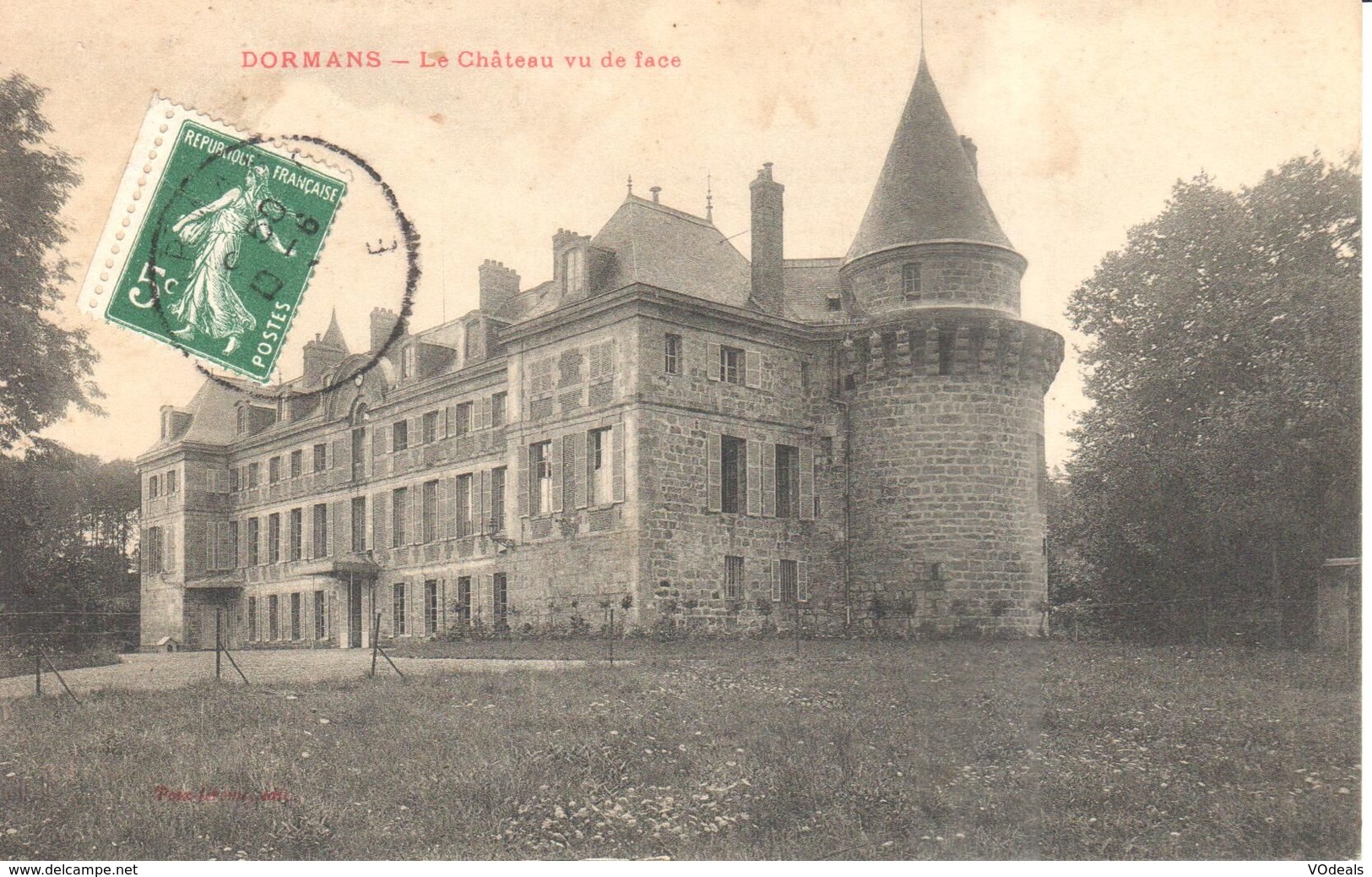 (51) Marne - CPA - Dormans - Le Château Vu De Face - Dormans