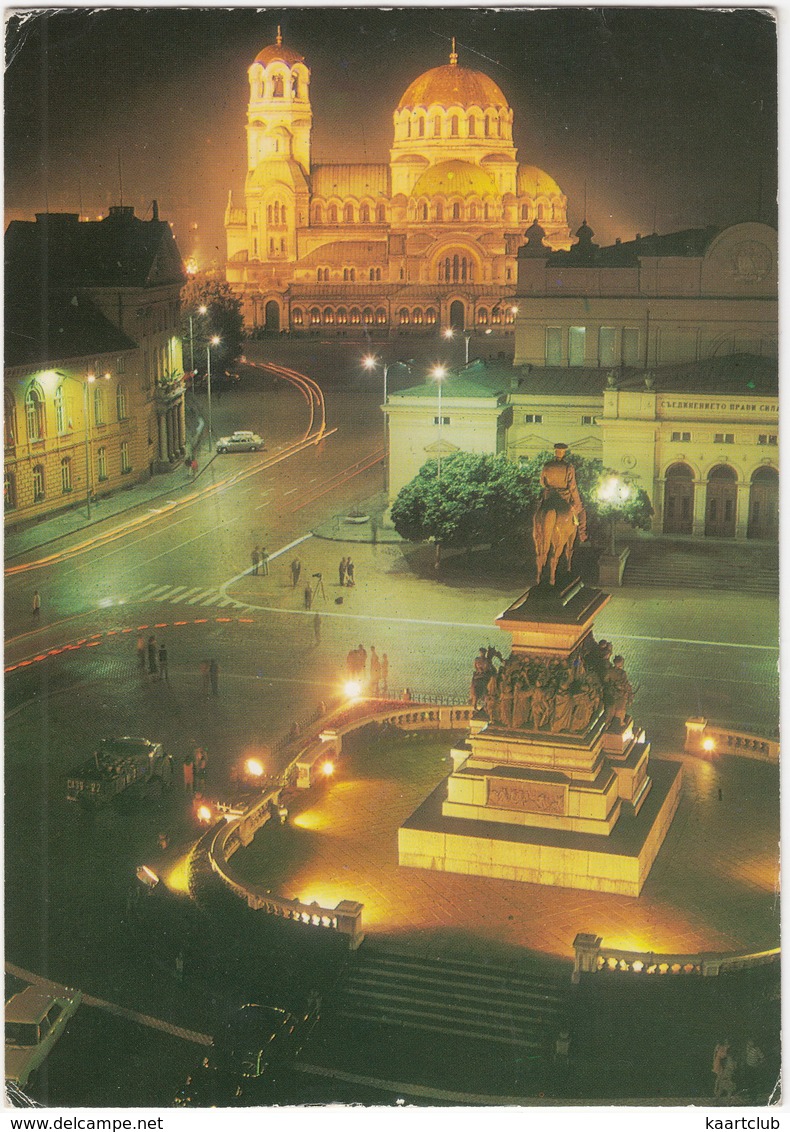 Sofia - Place Narodno Saobranie Et Le Monument Des Frères Libérateurs  - (Bulgaria) - Bulgarije