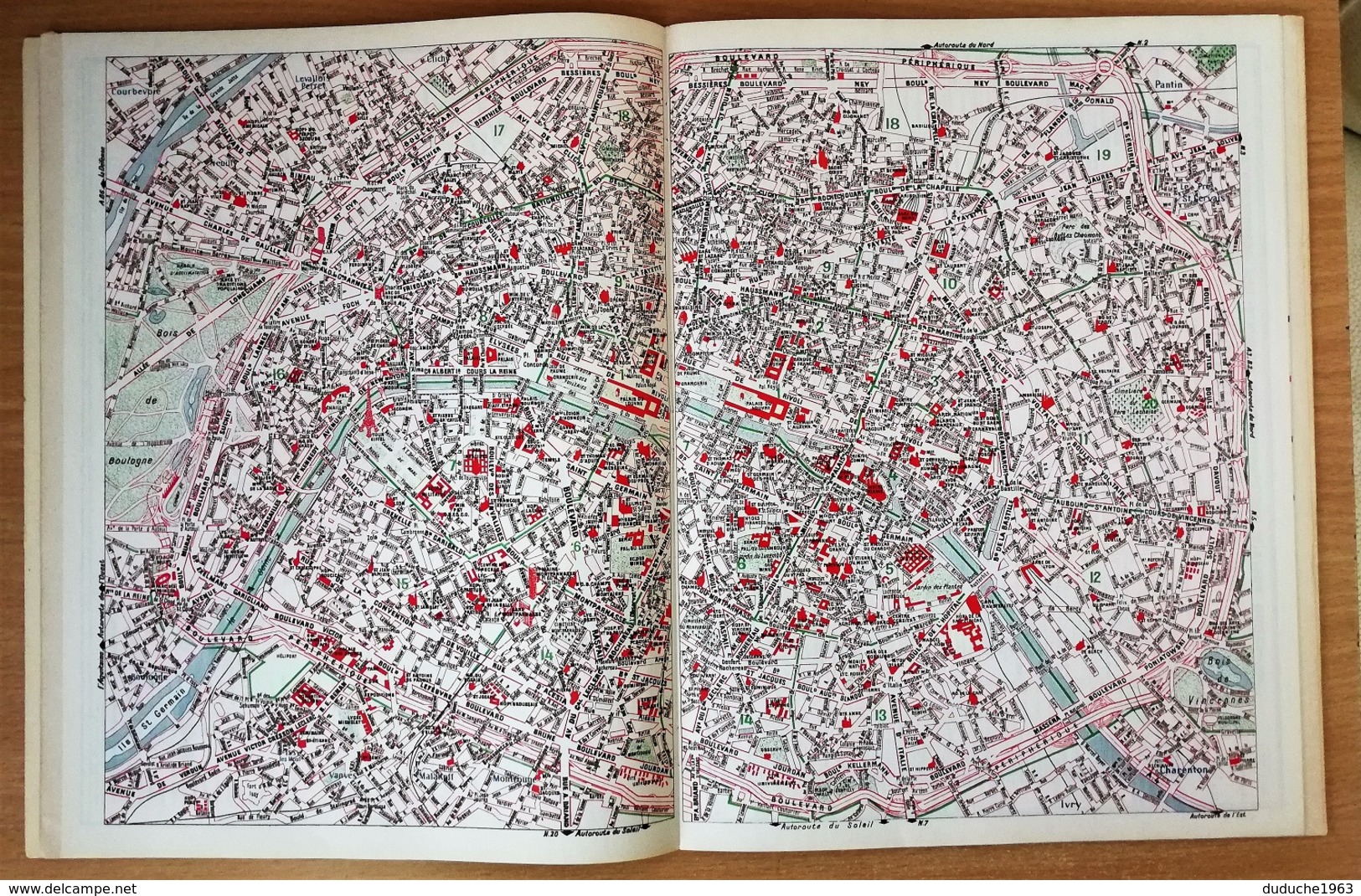 Calendrier La Poste - Almanach : Paris Région Parisienne 1979. Plan Paris,SNCF,métro - Groot Formaat: 1971-80