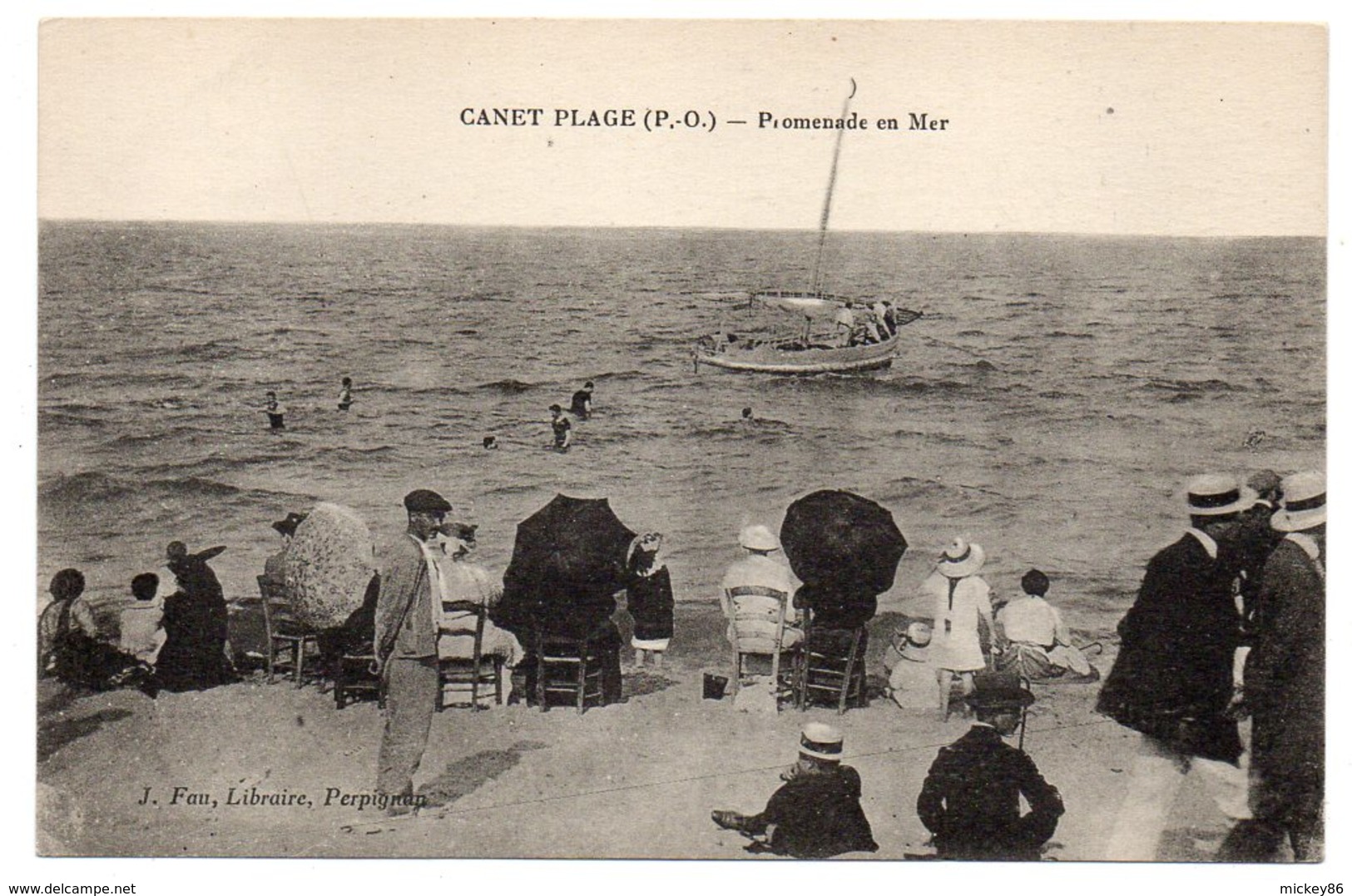 CANET PLAGE -- Promenade En Mer  (très Animée ,bateau ) - Canet Plage