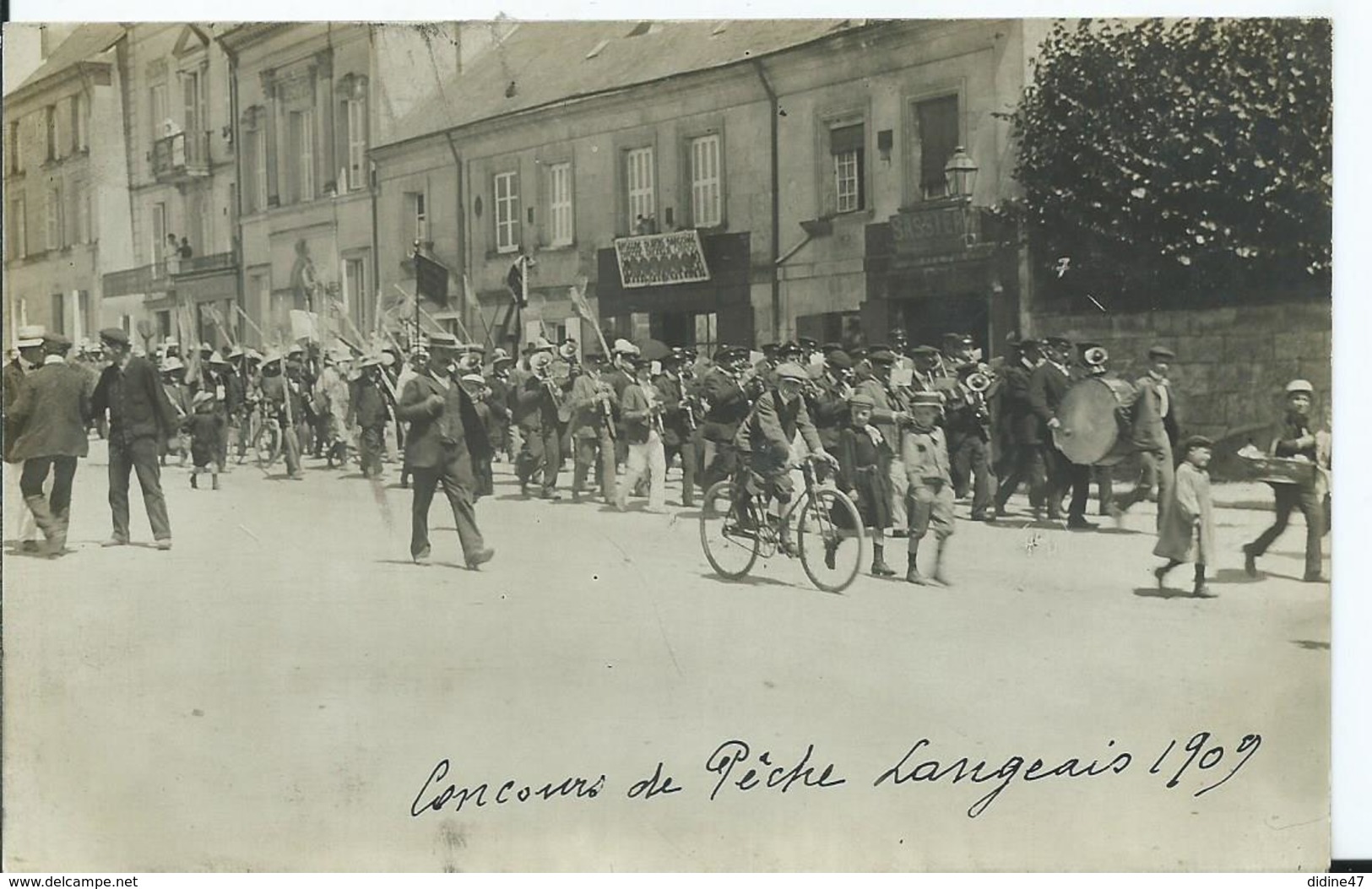 LANGEAIS - CARTE PHOTO - Concours De Pêche à La Ligne 02 Aout 1909 - Défilé - Langeais