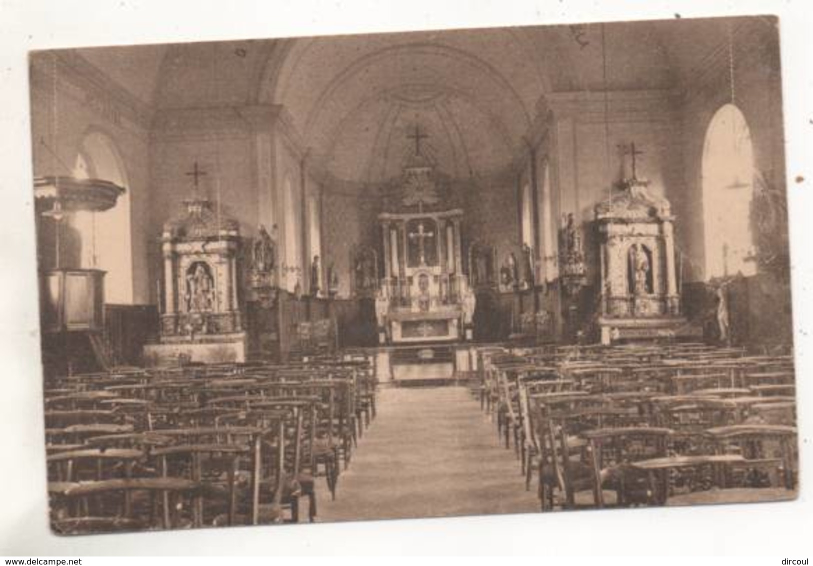 38450 -   Le  Roux-lez Fosse  Intérieur De L'église  -  Rare - Fosses-la-Ville