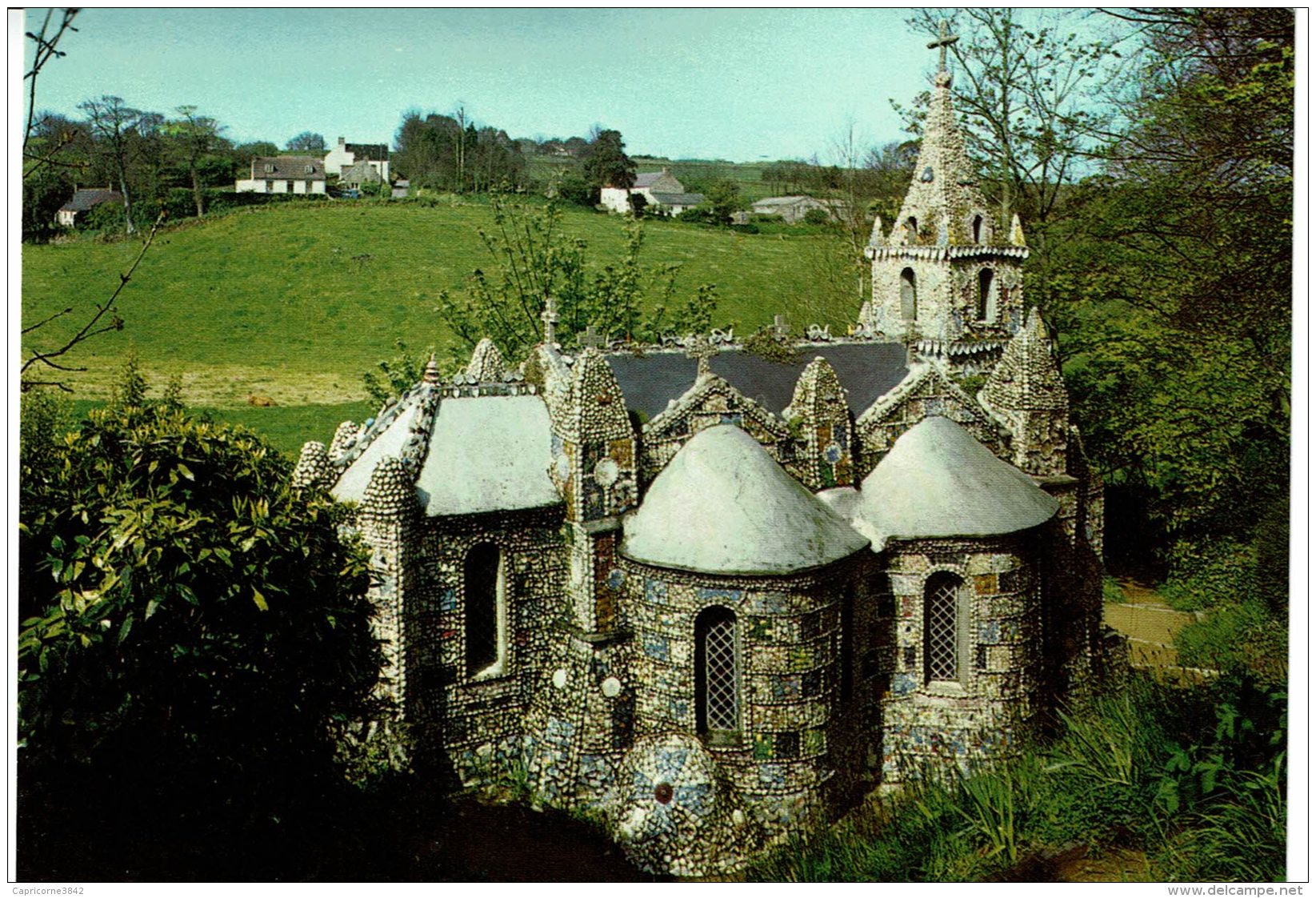 Guernsey - The Little Chapel, Les Vauxbelets - Guernsey
