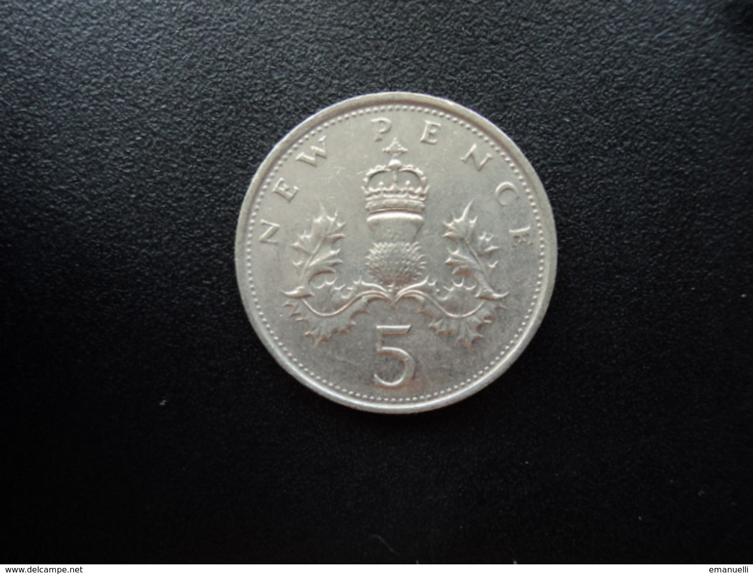 ROYAUME UNI : 5 NEW PENCE   1977   KM 911     SUP / SUP+ - 5 Pence & 5 New Pence