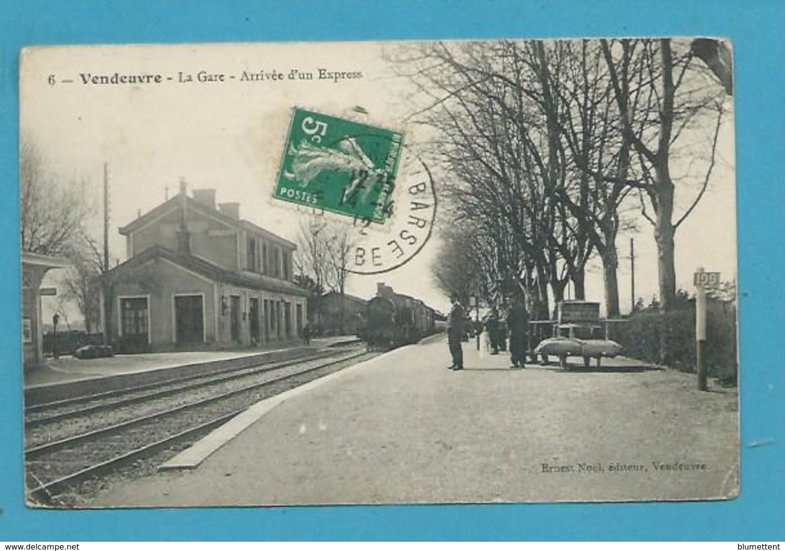 CPA - Chemin De Fer Arrivée D'un Express En Gare De VENDEUVRE 14 - Altri & Non Classificati