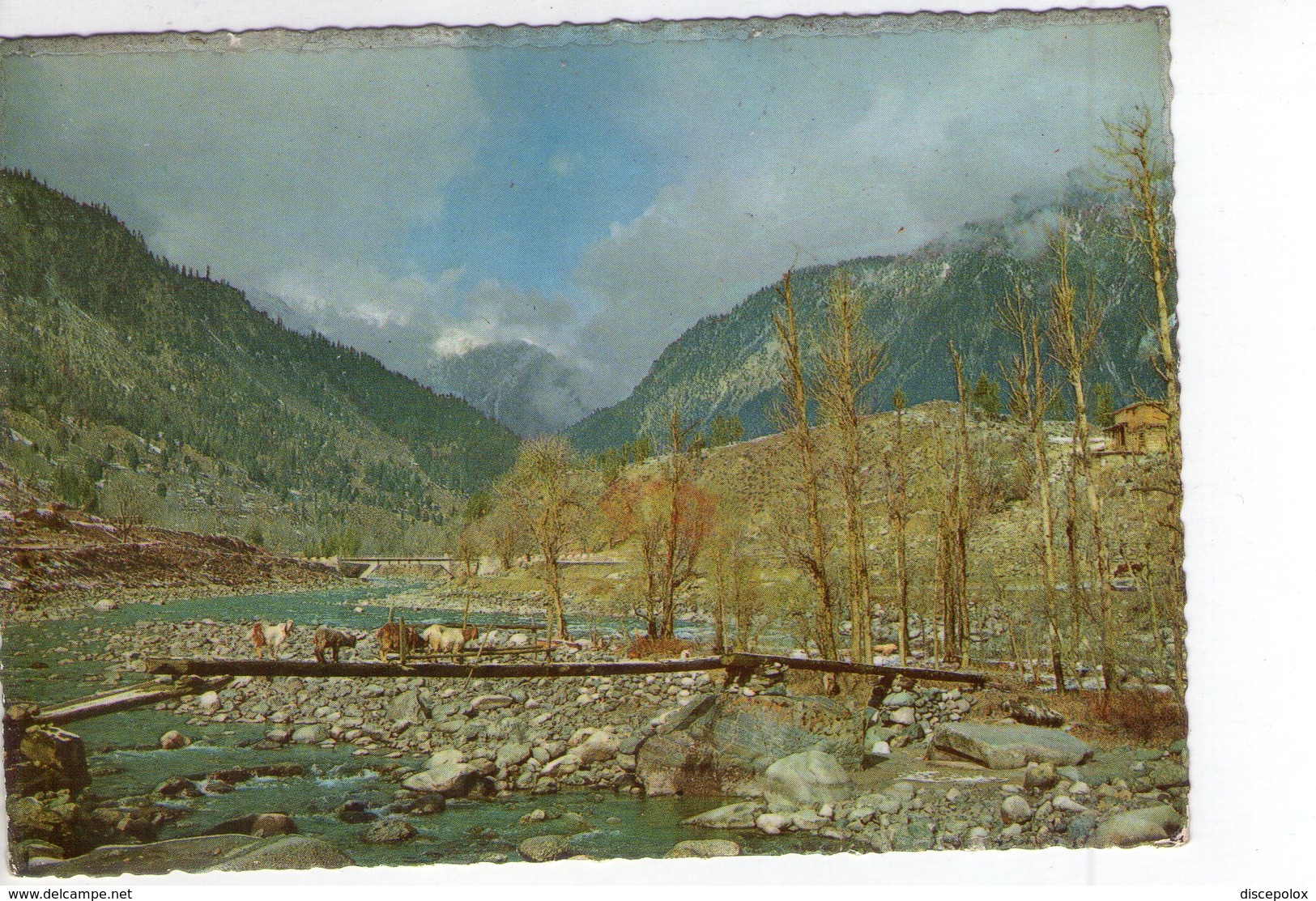 U2868 Postcard: SWAT, SWITZERLAND OF THE EAST _ PAKISTAN TOURISM DEVELOPMENT CORPORATION_ NOT WRITED - Pakistan