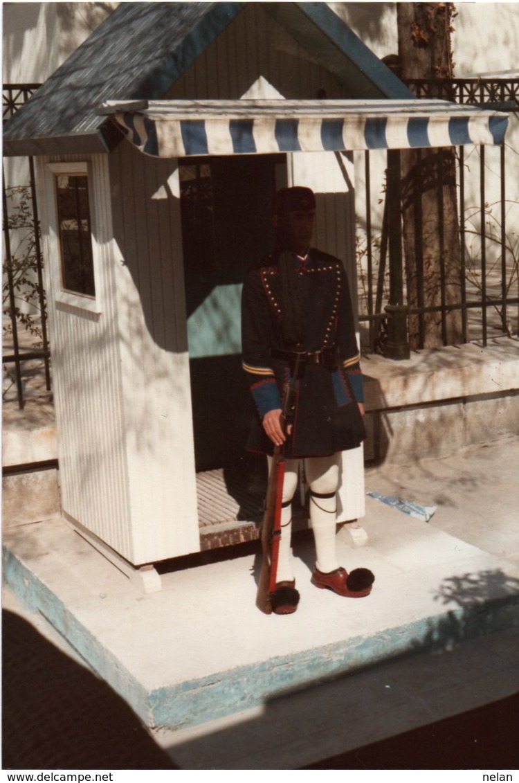 GRECIA -ATENE -GUARDIA GRECA-1985 - Guerra, Militari